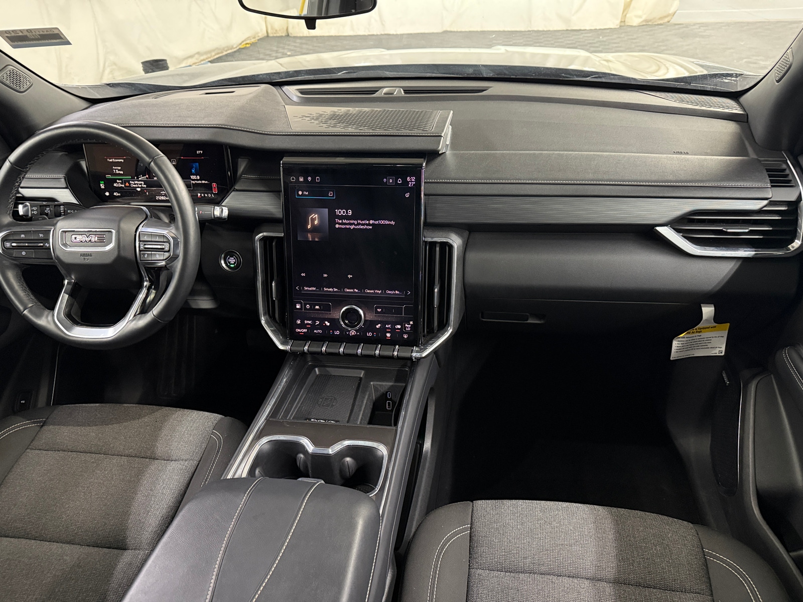 Thumbnail: 2025 GMC Acadia - 3