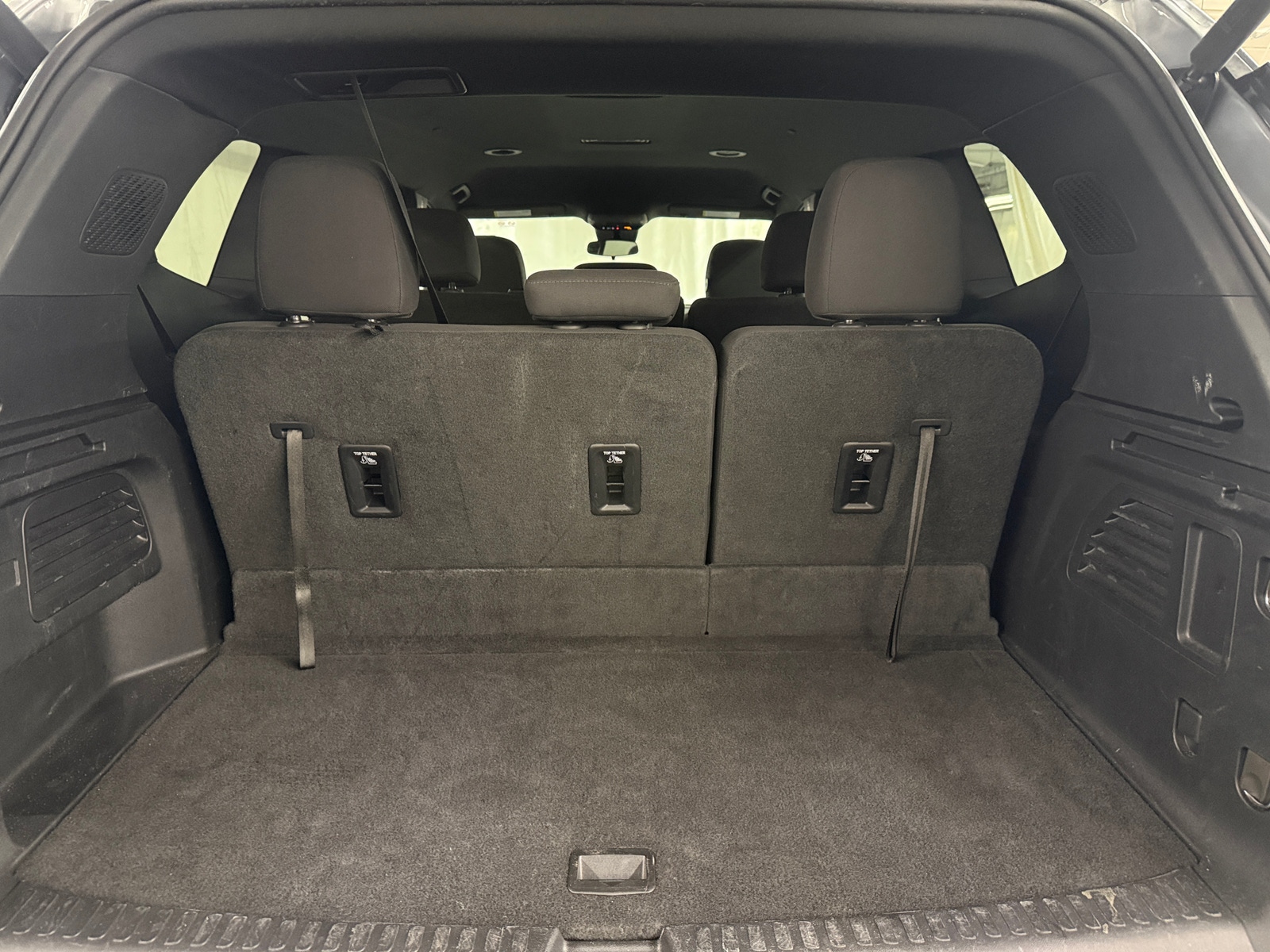 Thumbnail: 2025 GMC Acadia - 7