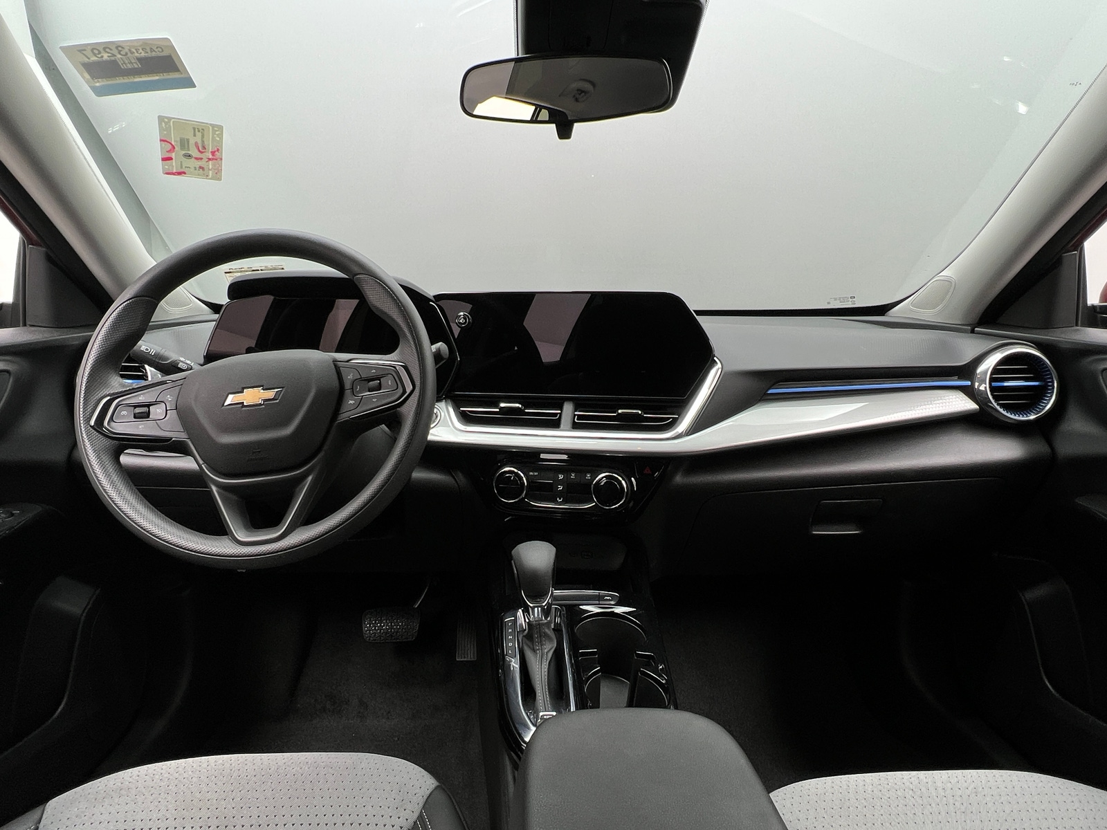 Thumbnail: 2025 Chevrolet Trax - 3