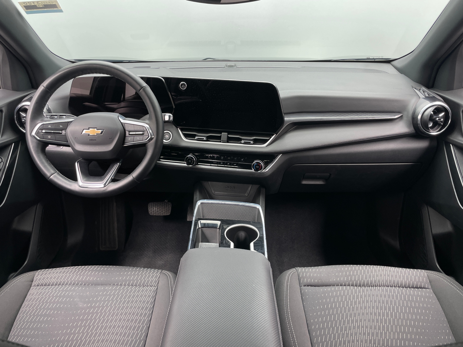 Thumbnail: 2025 Chevrolet Equinox - 3