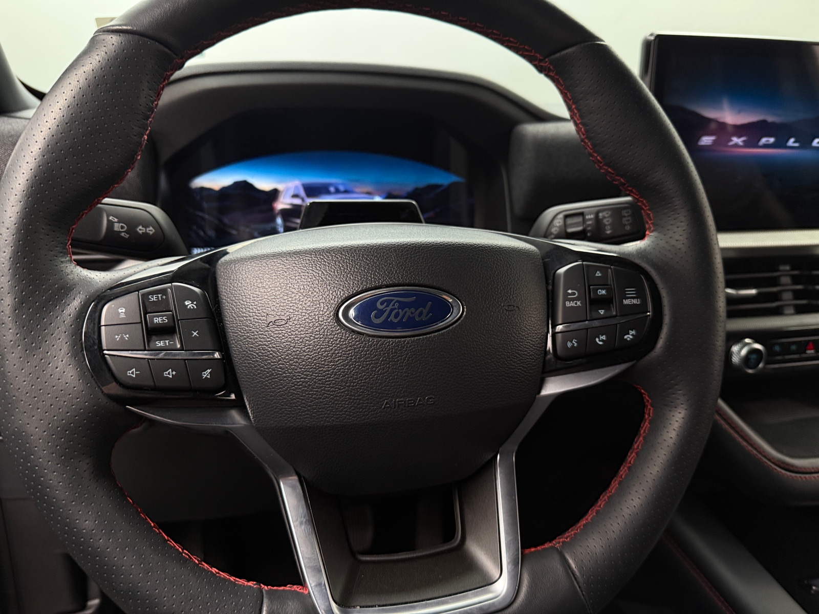 Thumbnail: 2025 Ford Explorer - 4