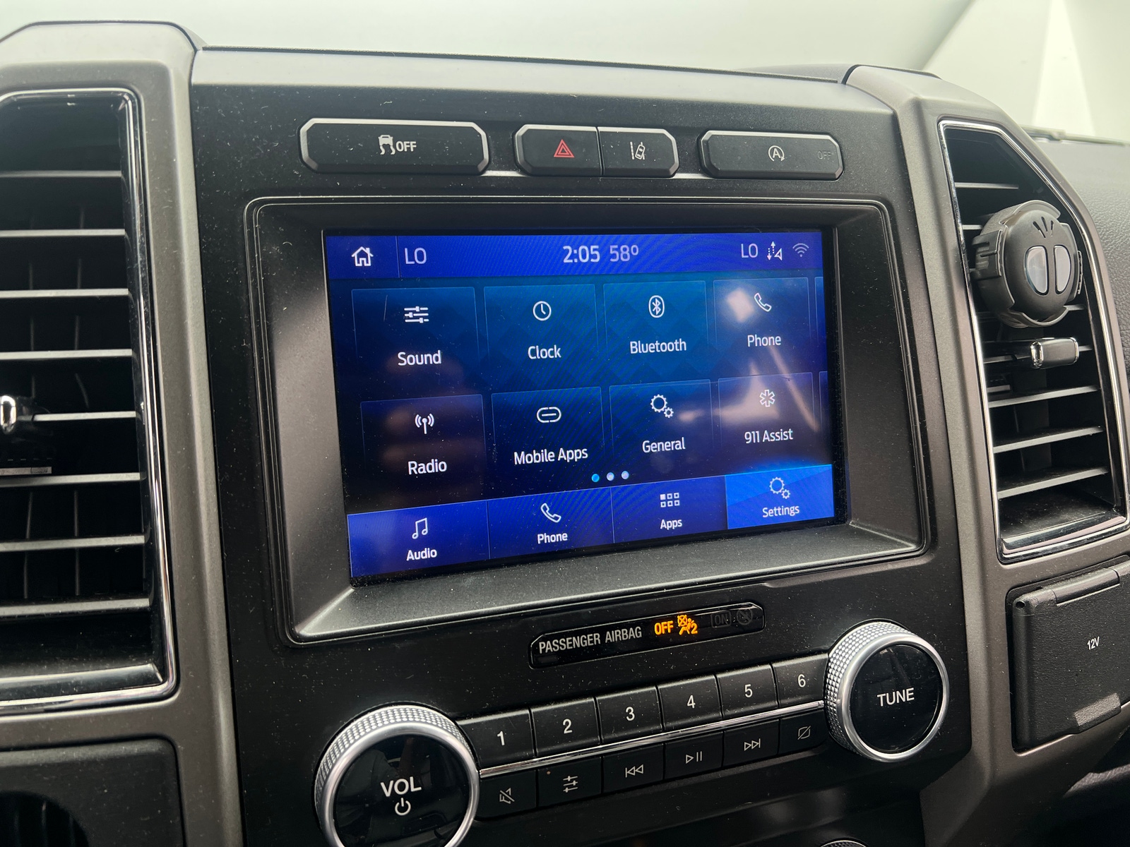 Thumbnail: 2020 Ford Expedition MAX - 3