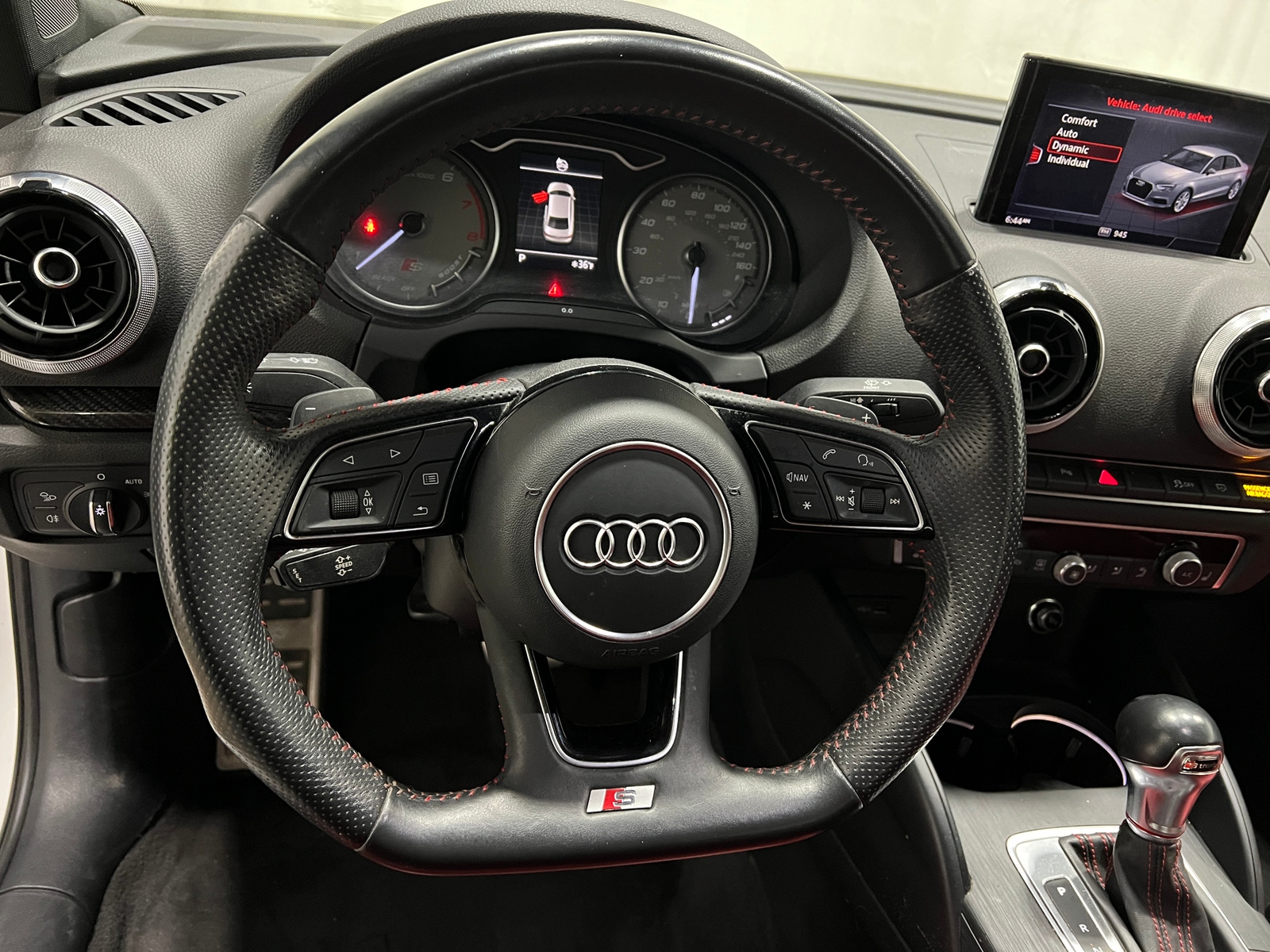 Thumbnail: 2019 Audi S3 - 4