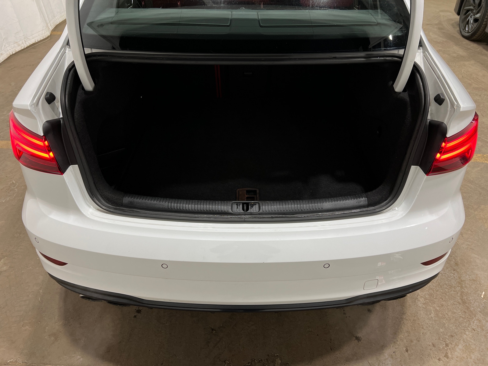 Thumbnail: 2019 Audi S3 - 6