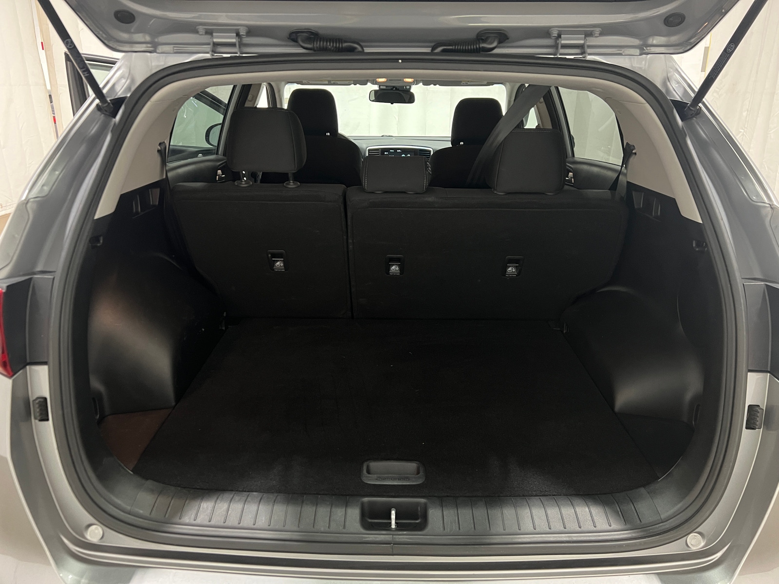 Thumbnail: 2022 Kia Sportage - 7