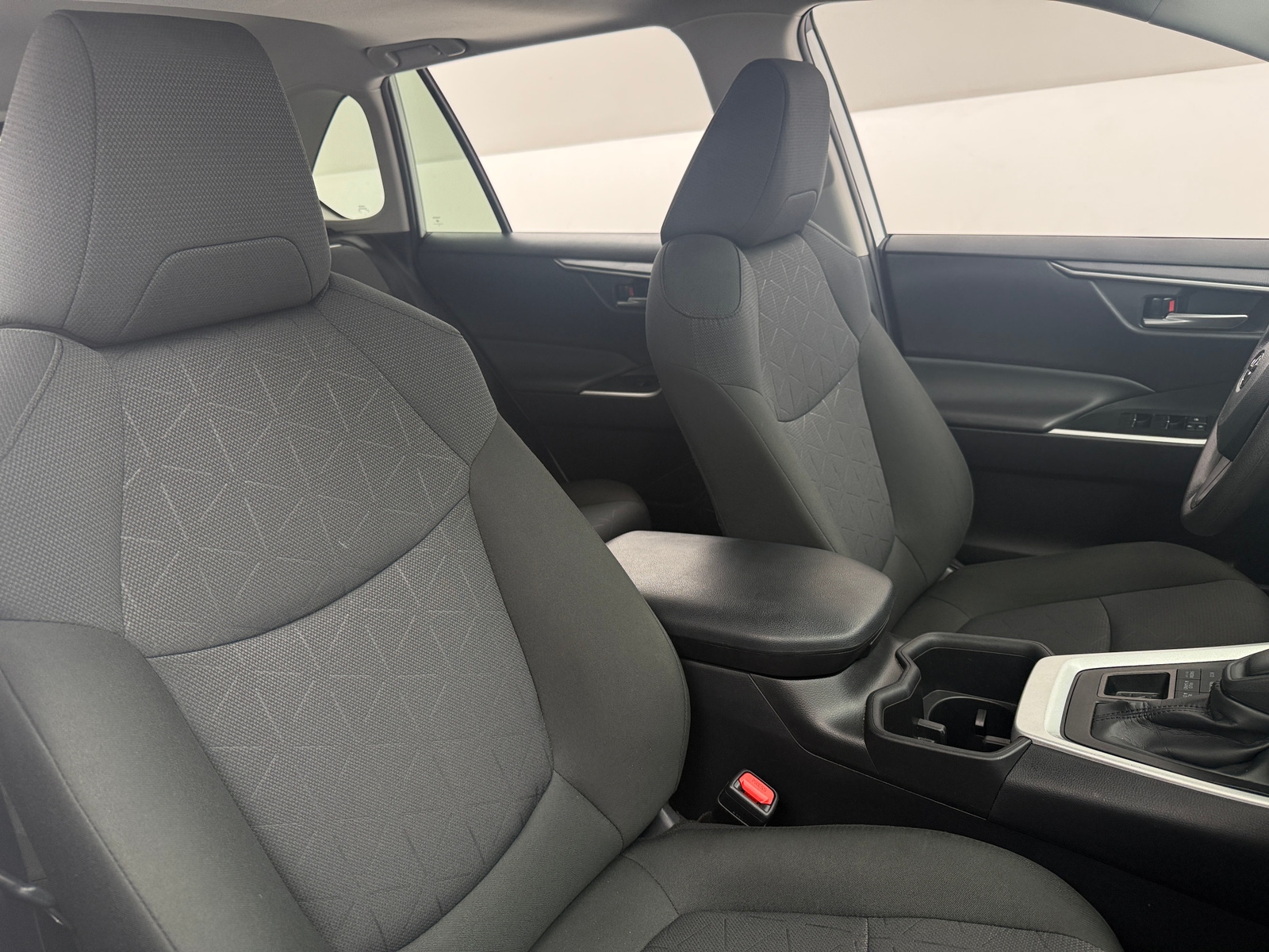 Thumbnail: 2025 Toyota RAV4 - 2