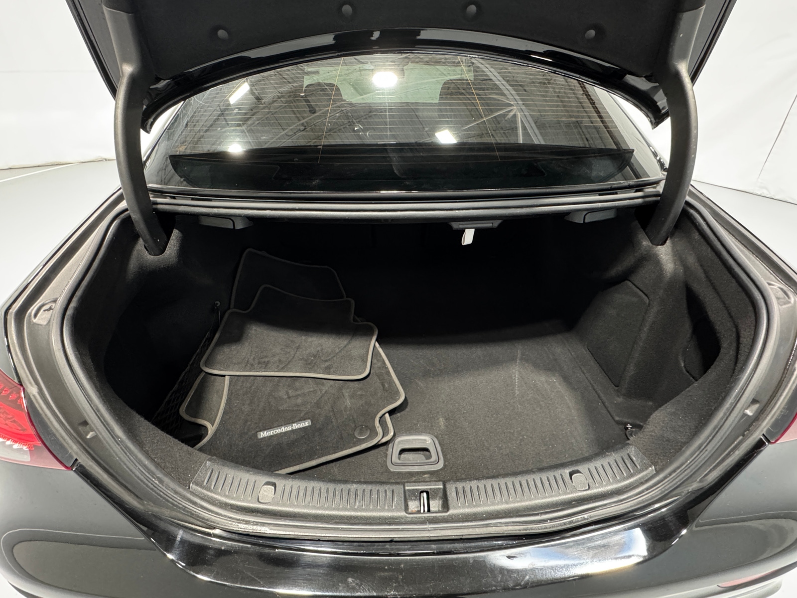 Thumbnail: 2021 Mercedes-Benz E-Class - 6