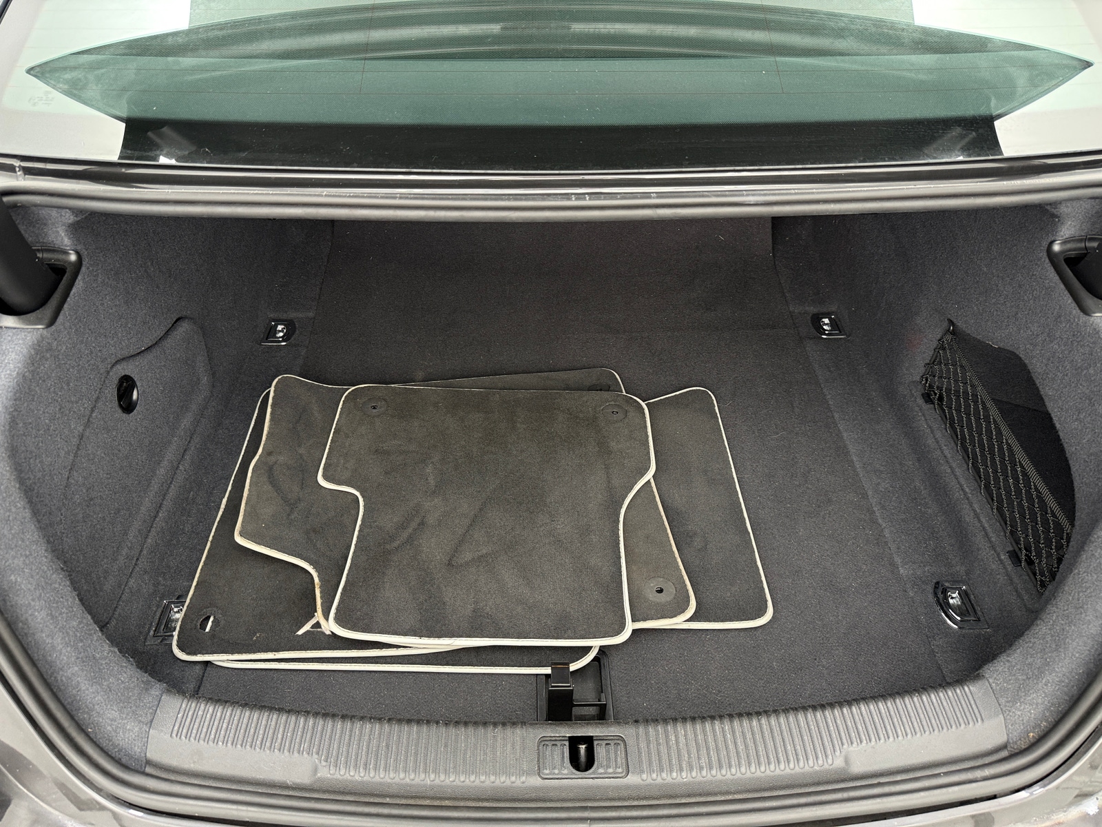 Thumbnail: 2013 Audi A6 - 6