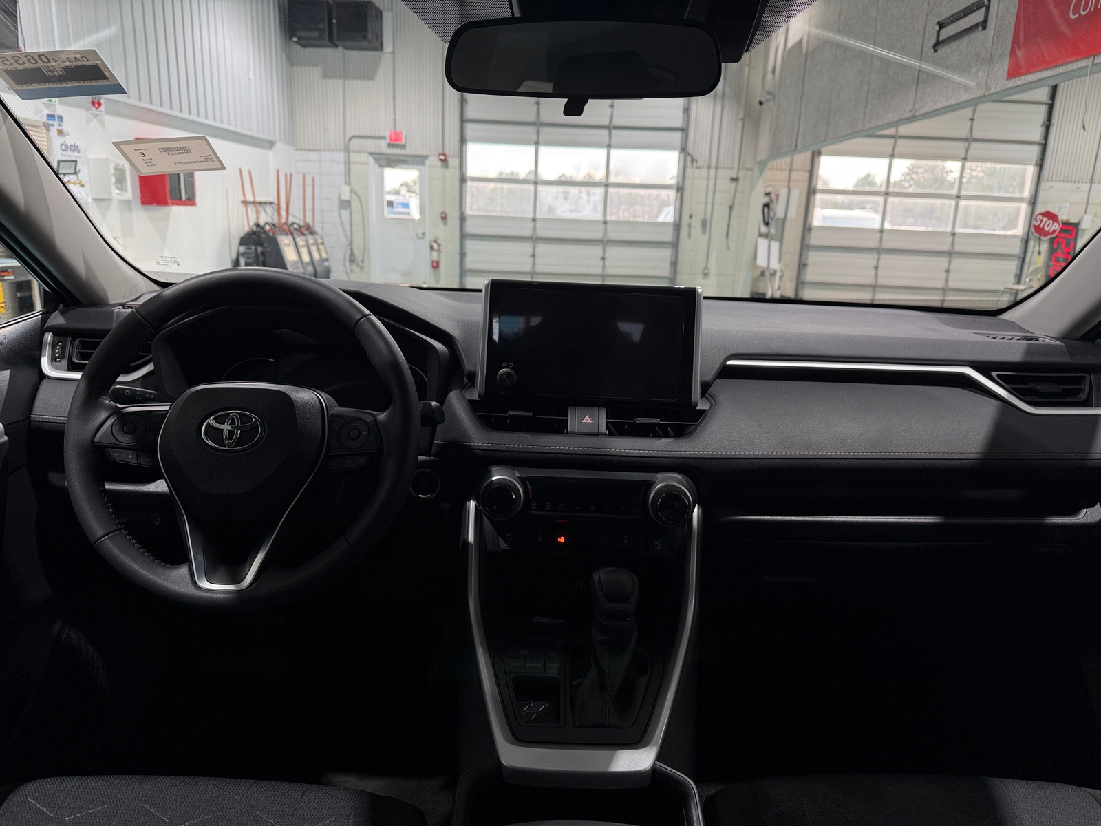 Thumbnail: 2025 Toyota RAV4 - 3