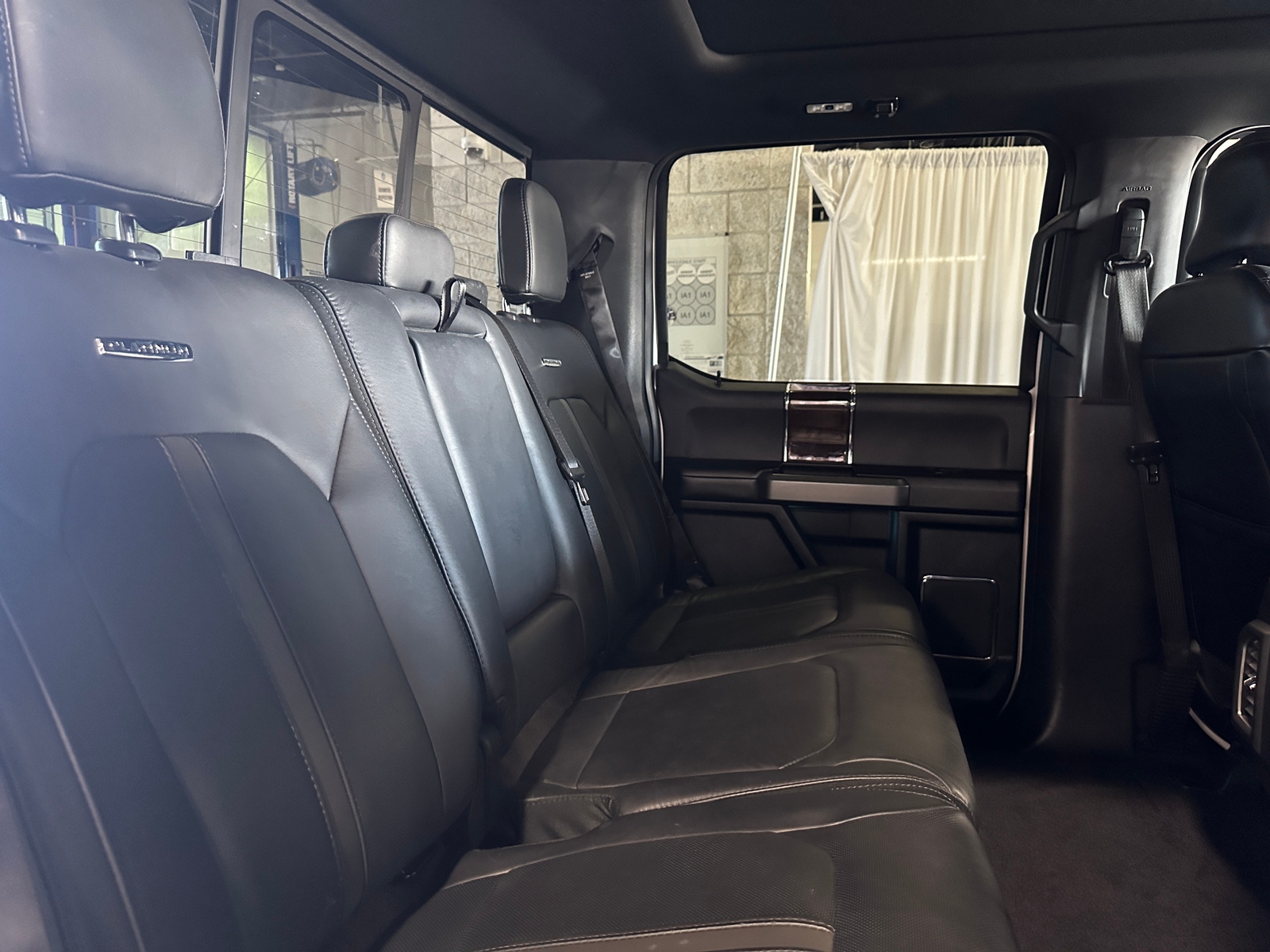 Thumbnail: 2016 Ford Econoline - 5