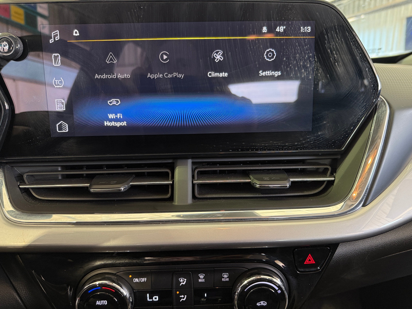 Thumbnail: 2025 Chevrolet Trax - 4