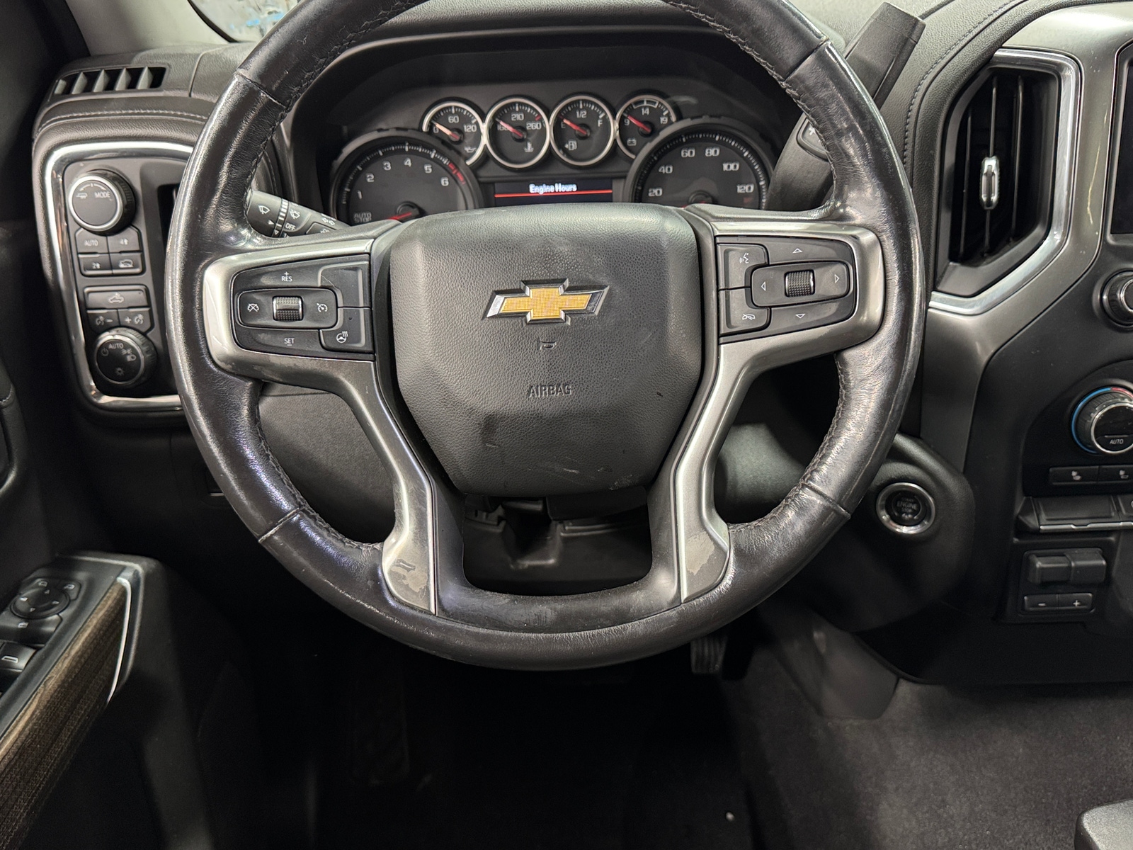 Thumbnail: 2020 Chevrolet Silverado 1500 - 5
