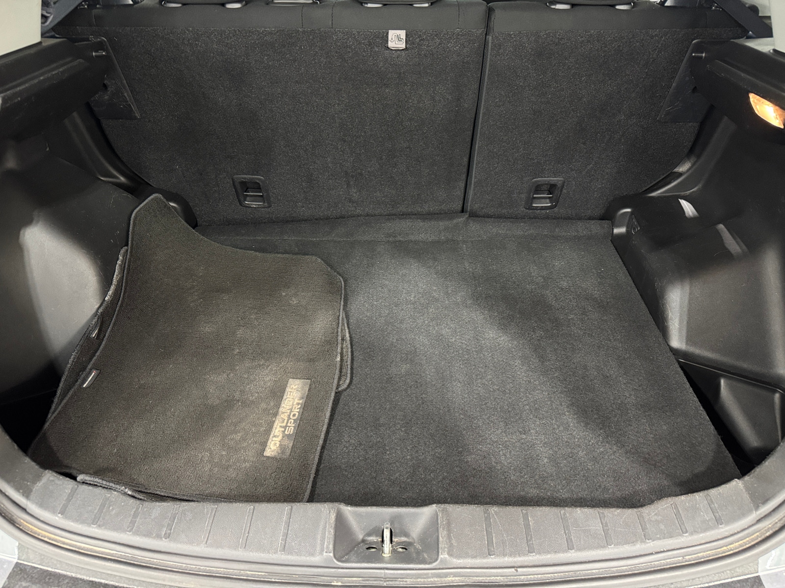 Thumbnail: 2021 Mitsubishi Outlander Sport - 7