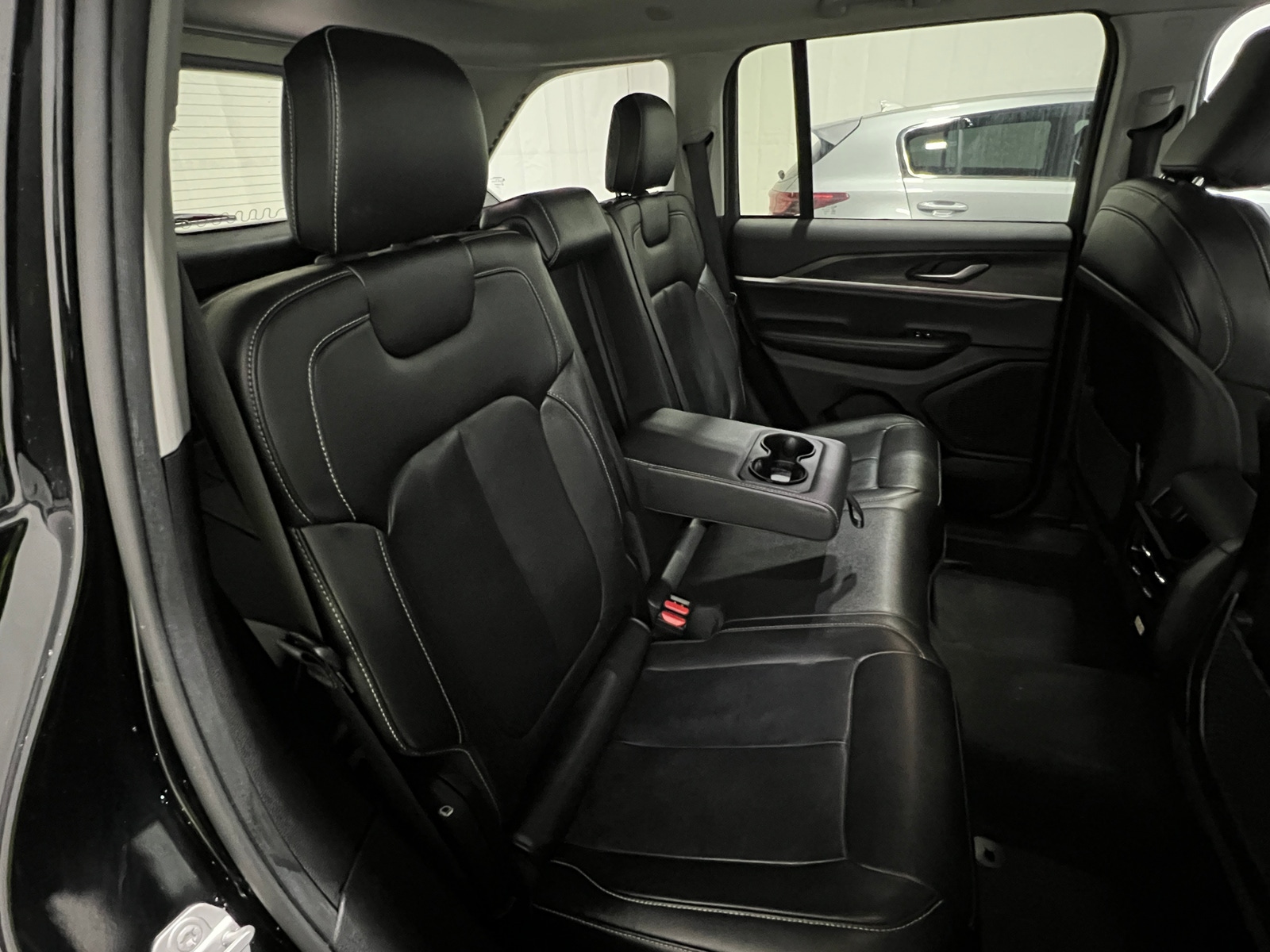 Thumbnail: 2023 Jeep Grand Cherokee - 5