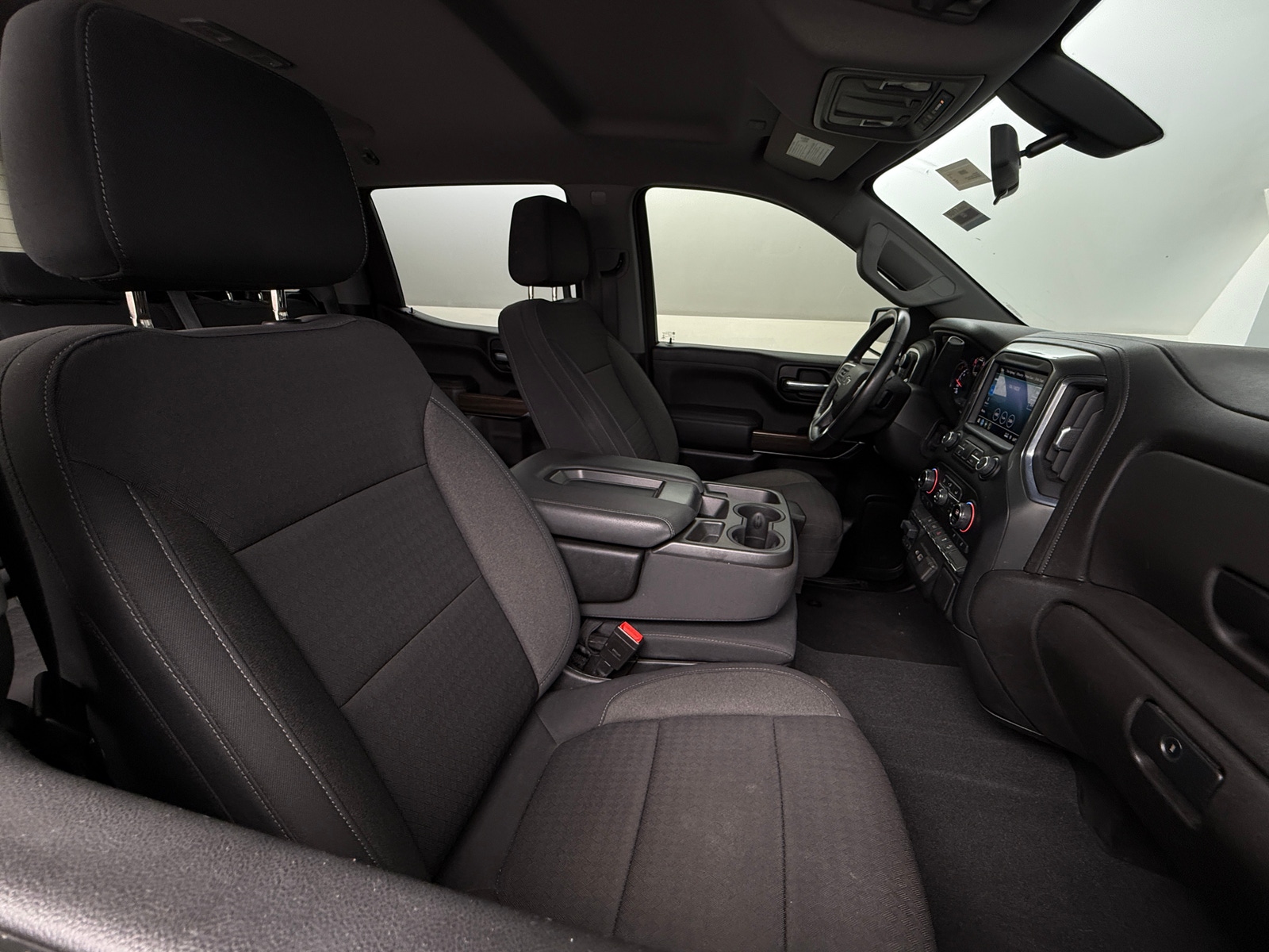 Thumbnail: 2021 Chevrolet Silverado 1500 - 2