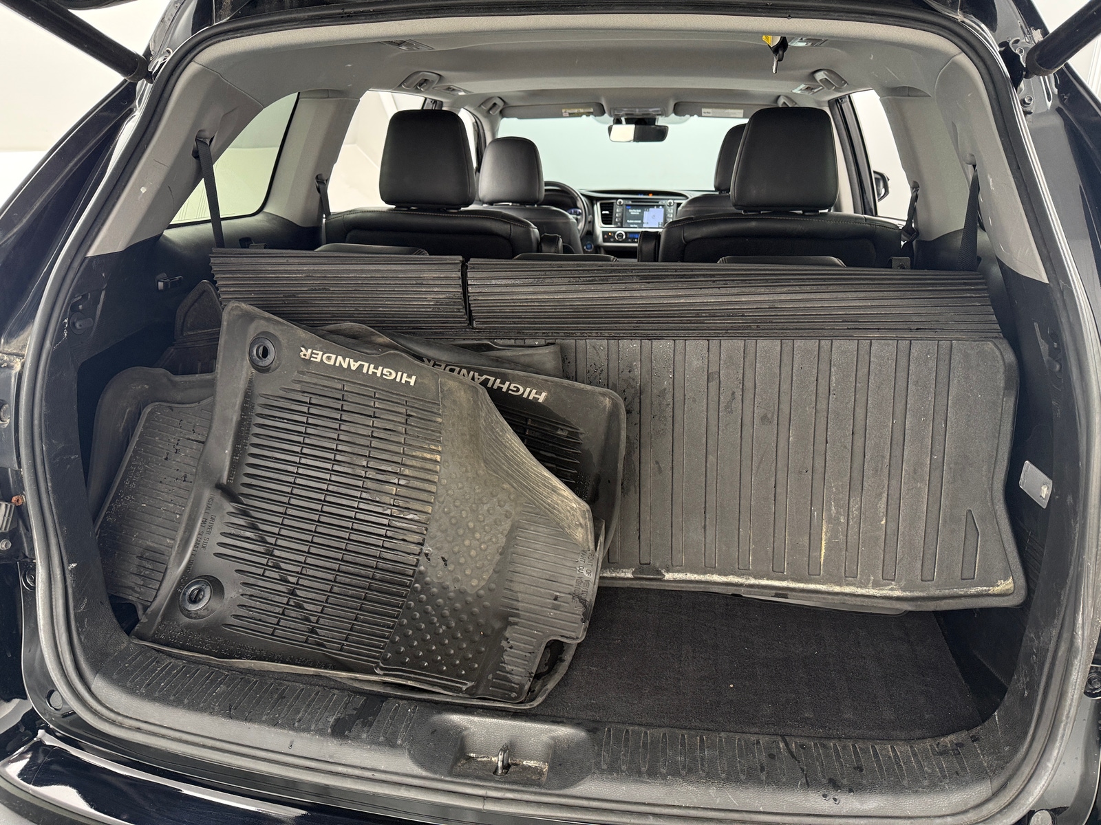 Thumbnail: 2018 Toyota Highlander - 6