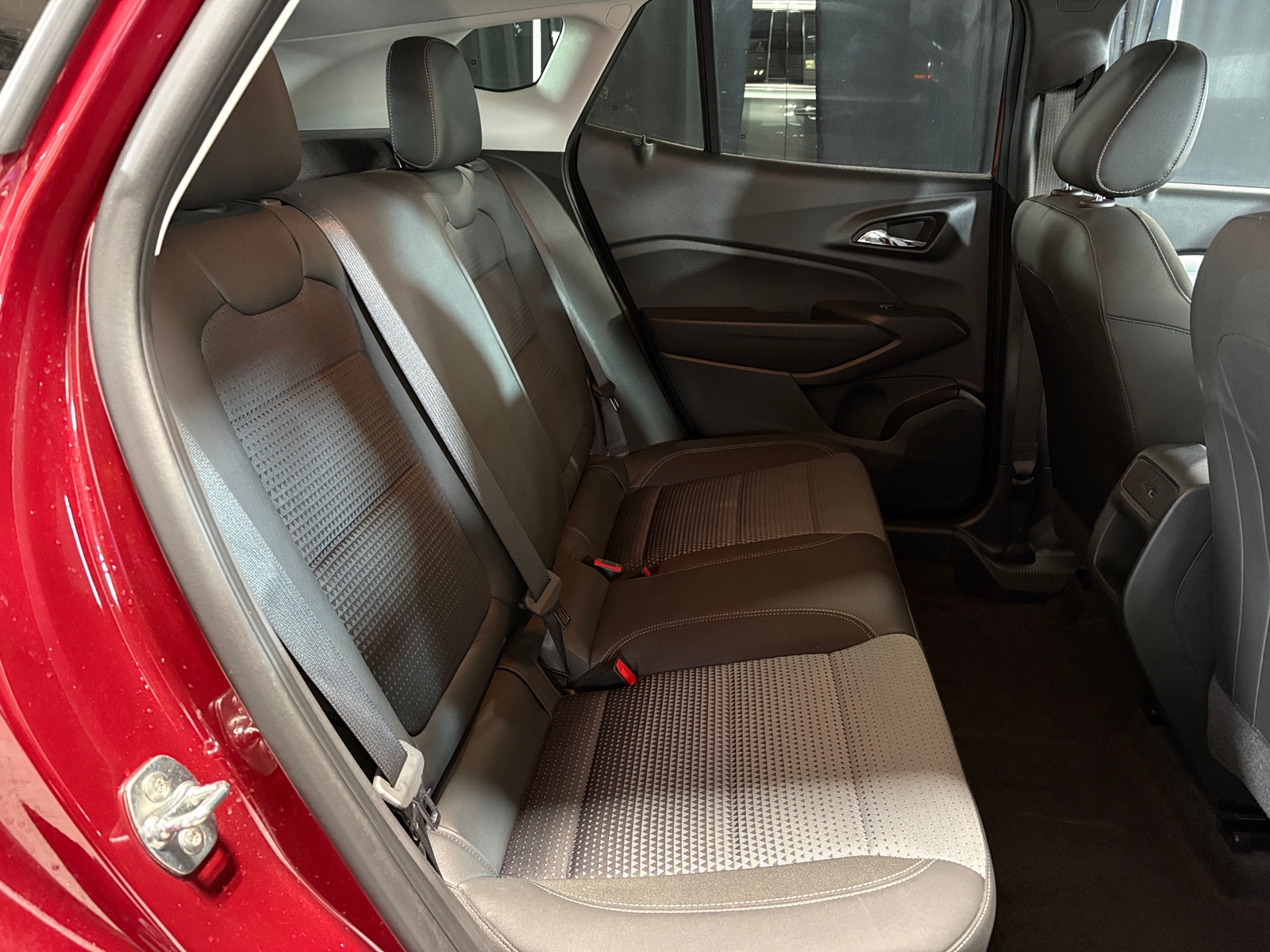 Thumbnail: 2025 Chevrolet Trax - 6