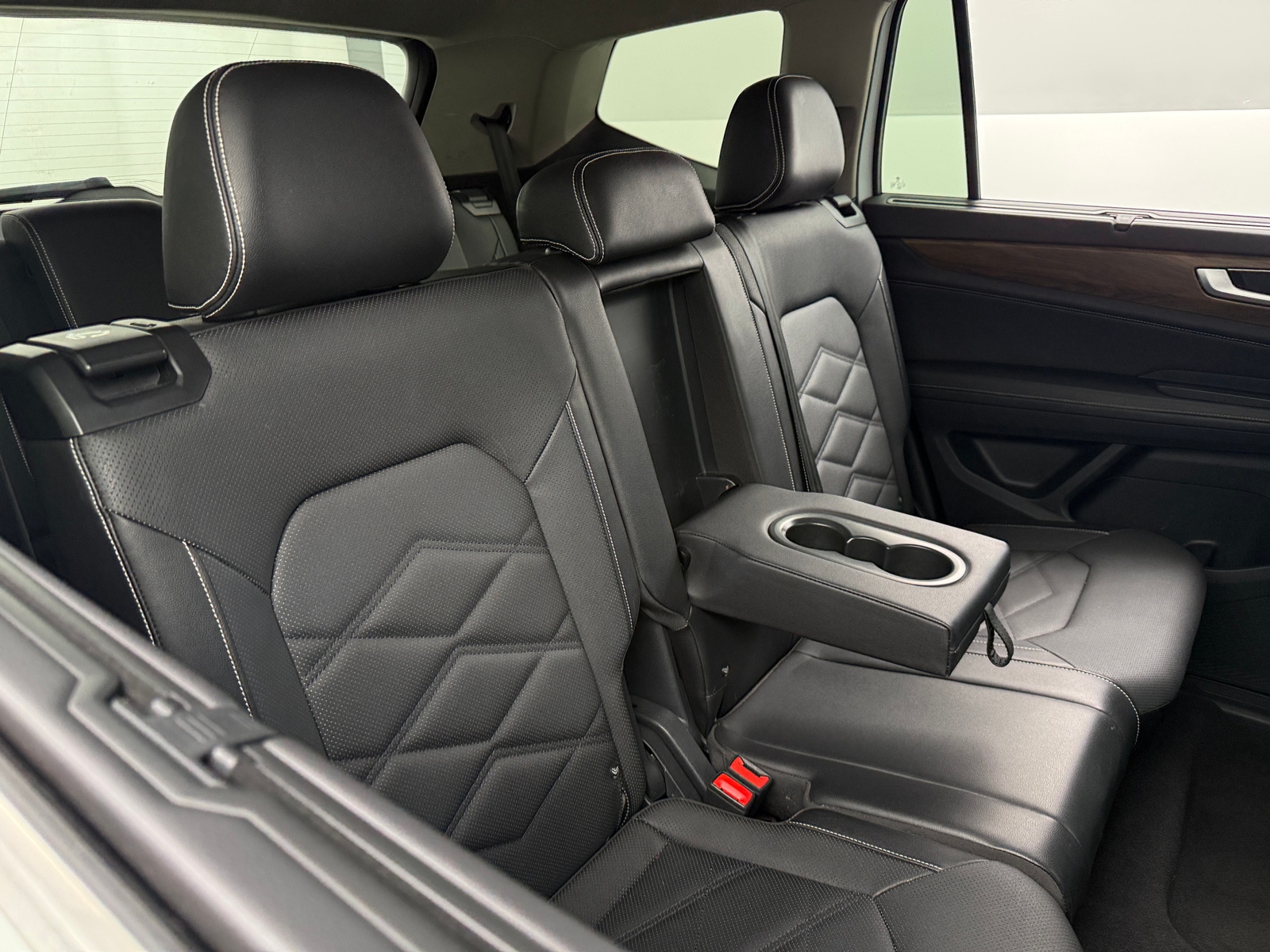 Thumbnail: 2025 Volkswagen Atlas - 5