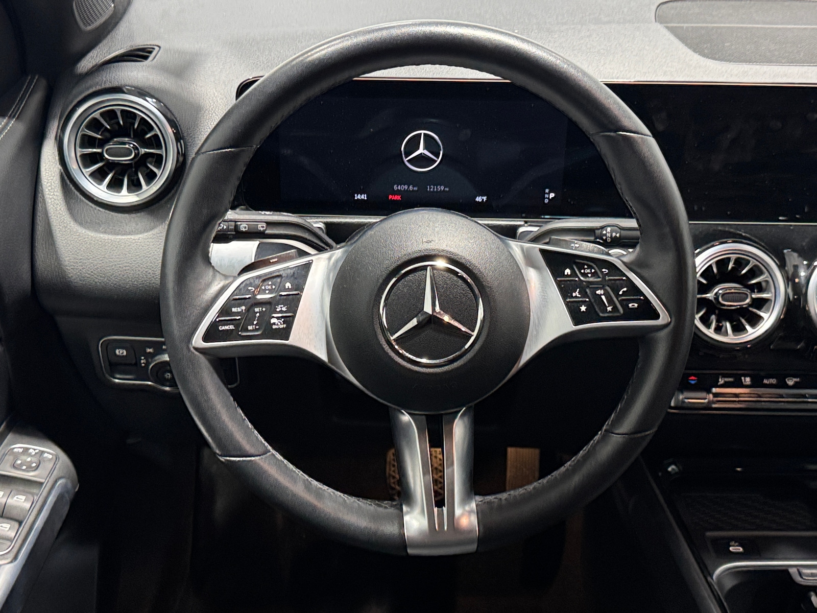 Thumbnail: 2025 Mercedes-Benz GLB - 4
