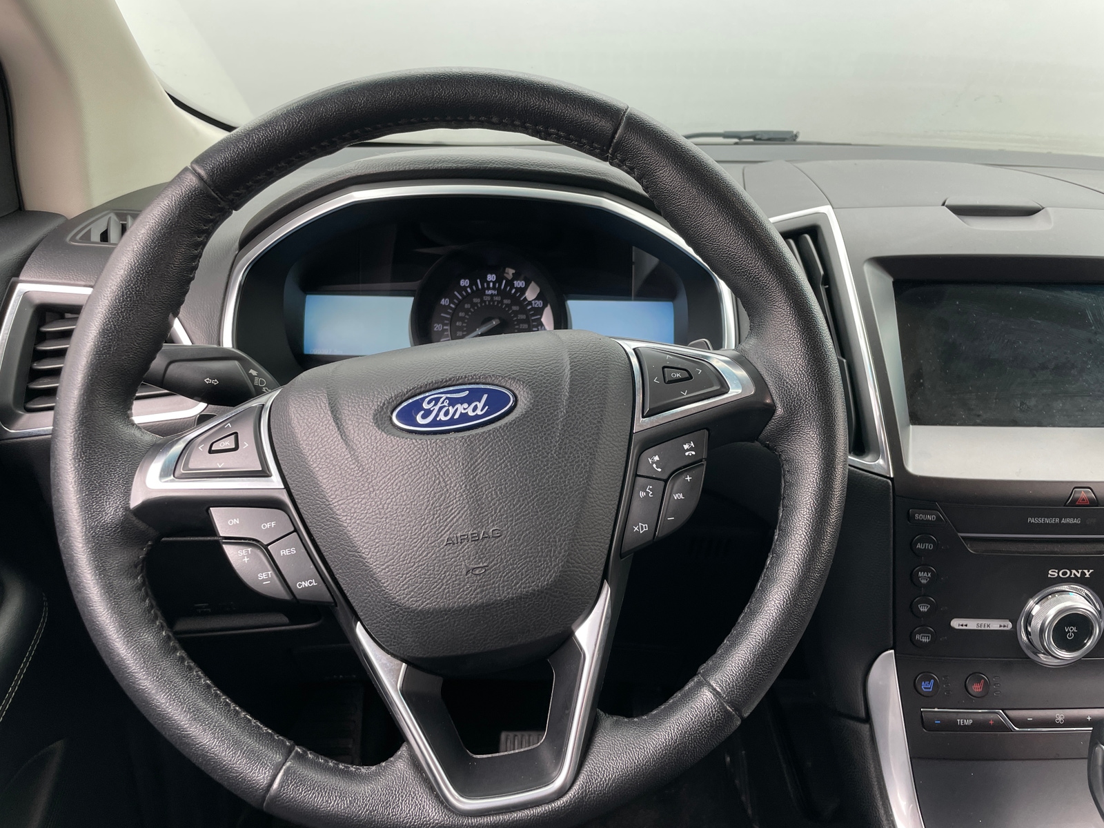 Thumbnail: 2018 Ford Edge - 4