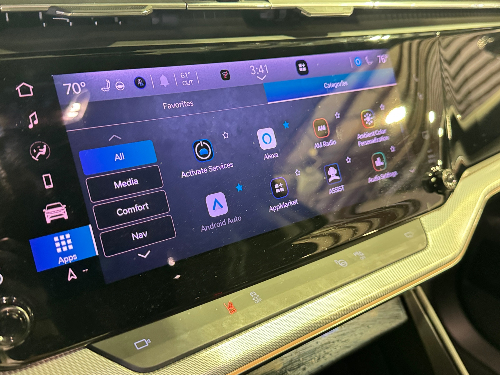 Thumbnail: 2024 Jeep Wagoneer S - 3