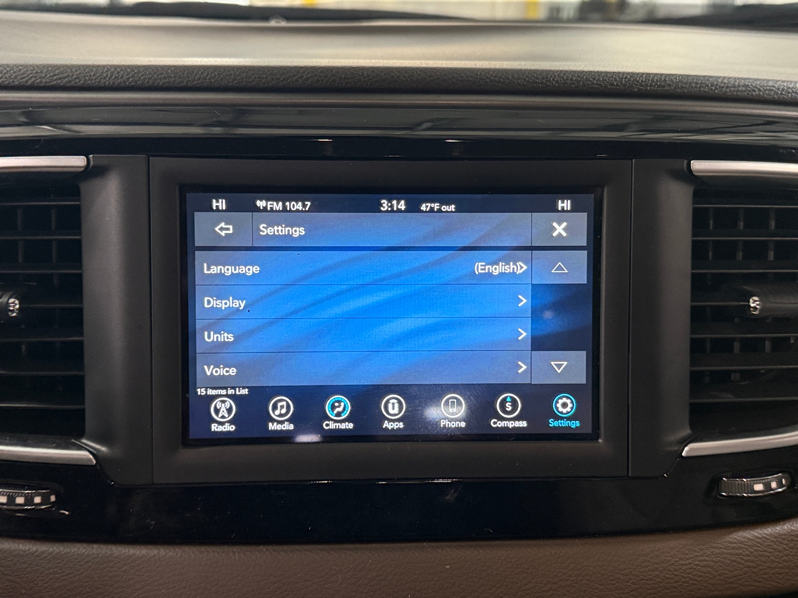 Thumbnail: 2019 Chrysler Pacifica - 4