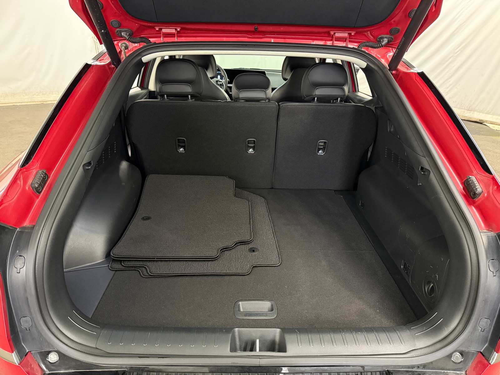 Thumbnail: 2024 Kia EV6 - 6