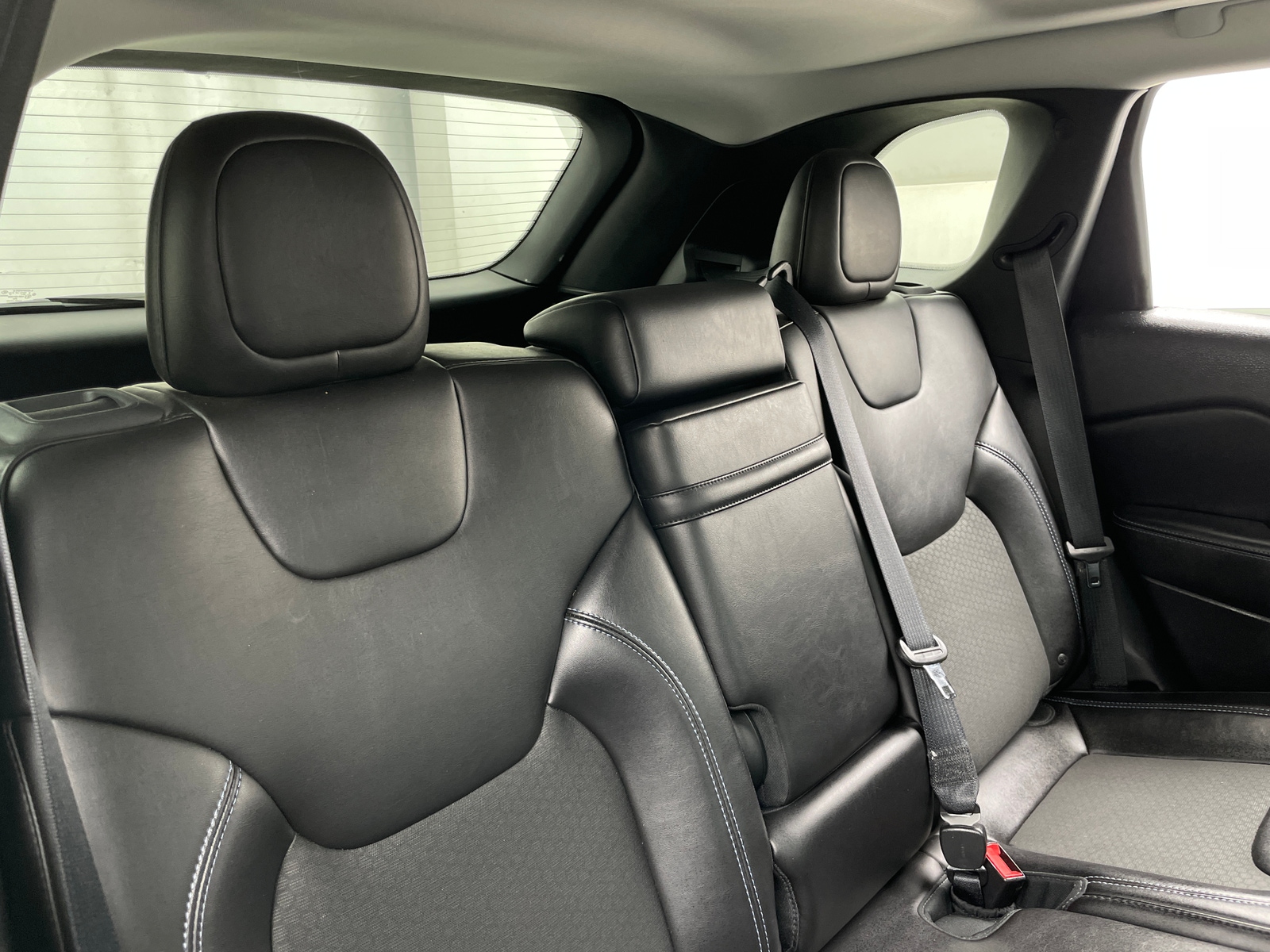 Thumbnail: 2019 Jeep Cherokee - 6