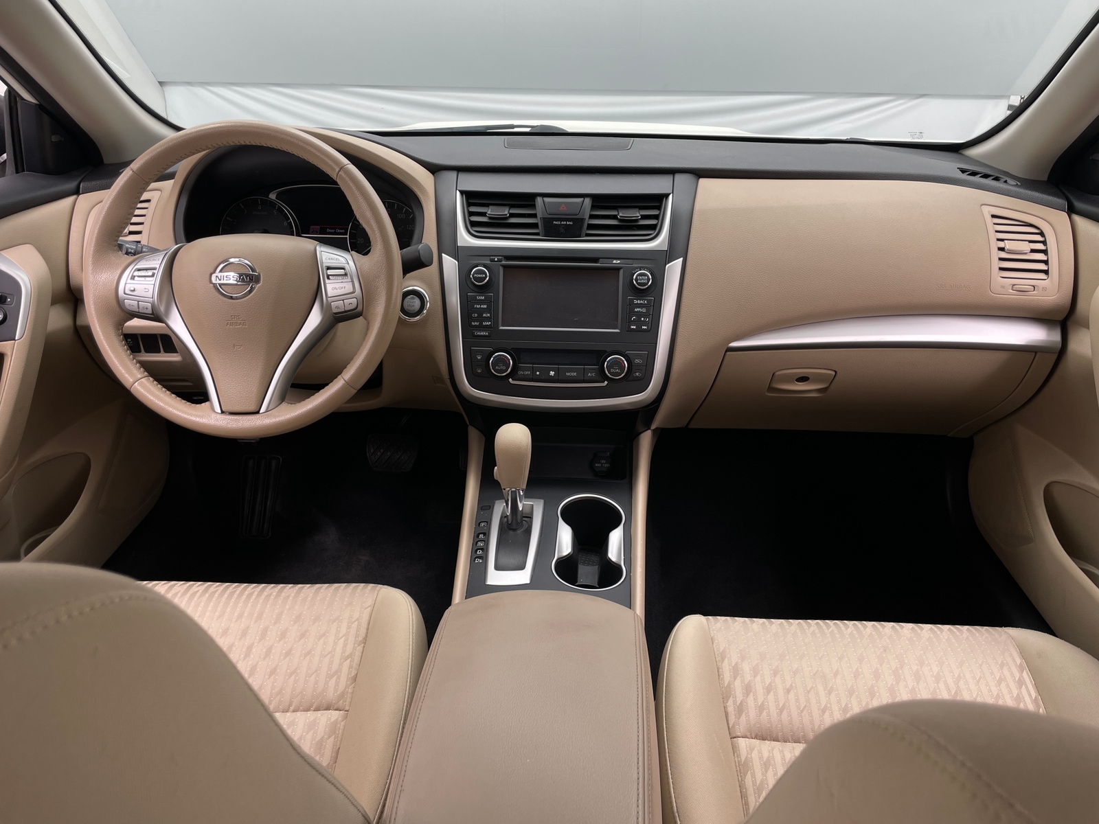 Thumbnail: 2016 Nissan Altima - 3