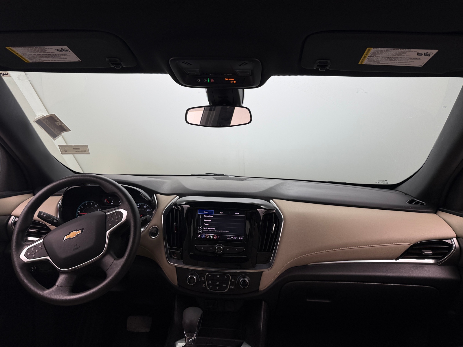 Thumbnail: 2023 Chevrolet Traverse - 3