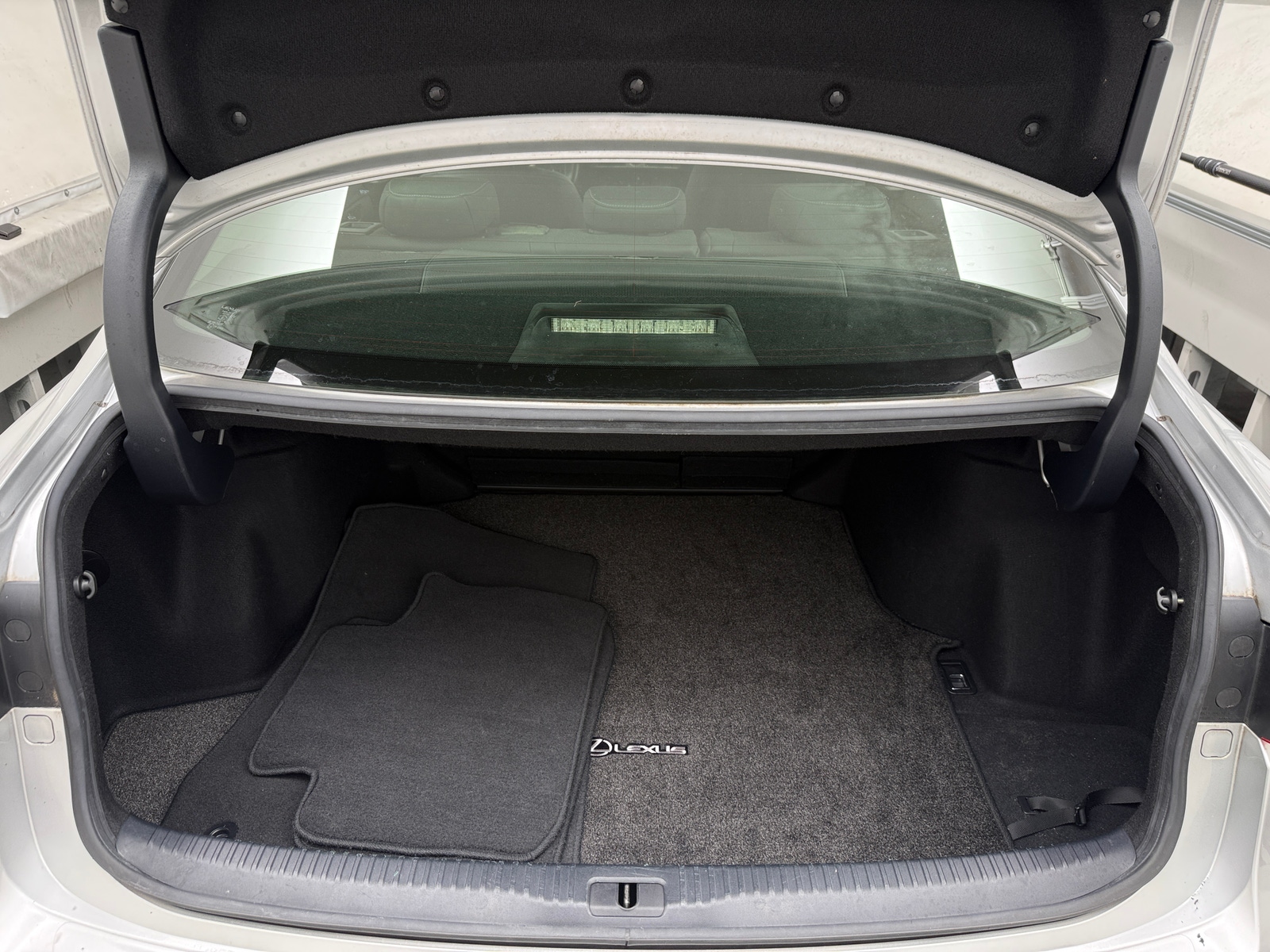 Thumbnail: 2015 Lexus IS - 6