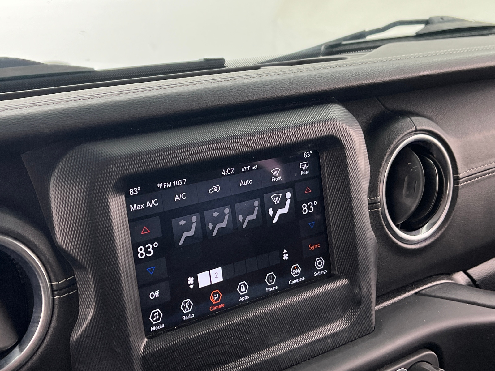 Thumbnail: 2018 Jeep Wrangler - 4