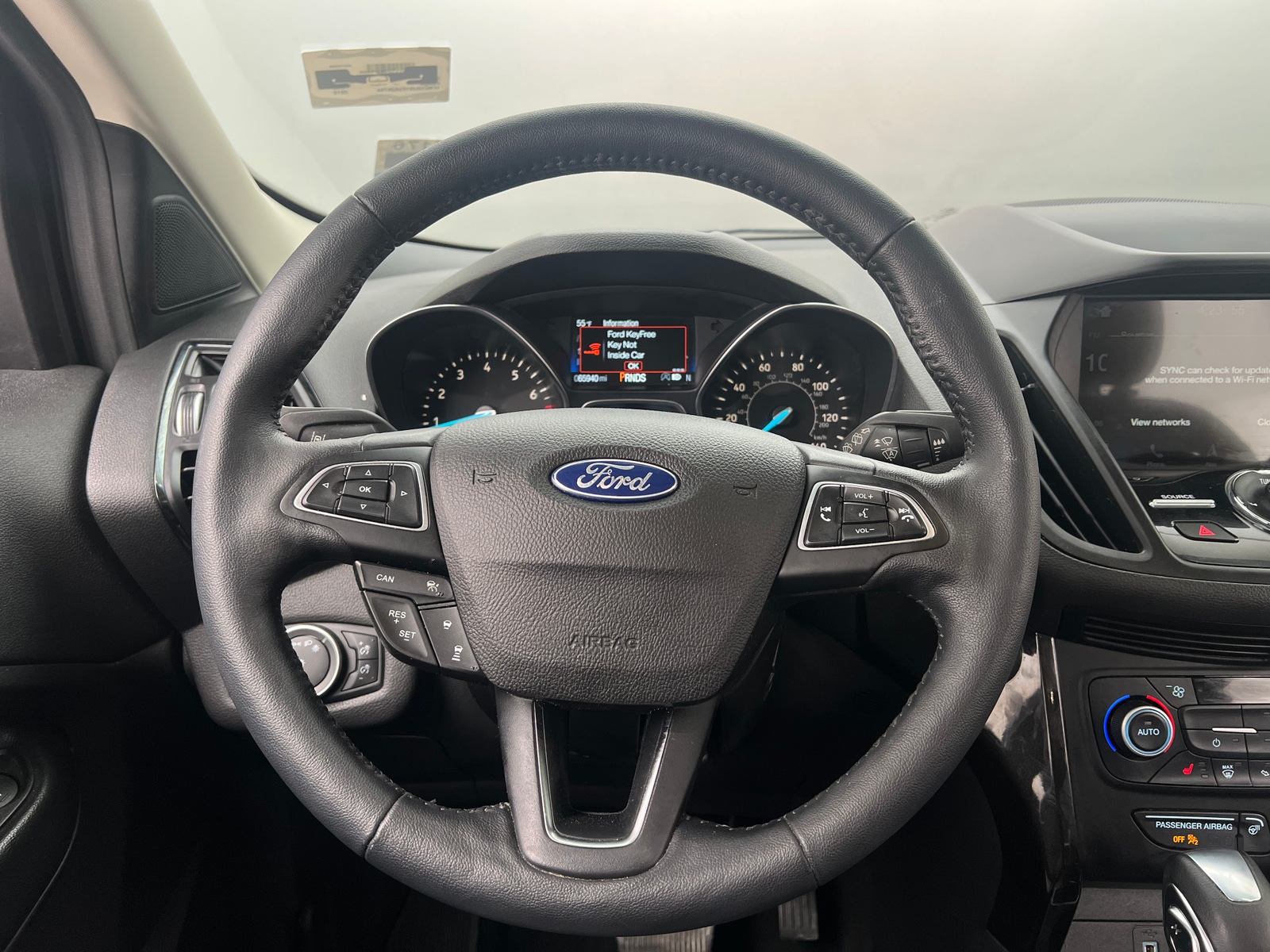 Thumbnail: 2019 Ford Escape - 4