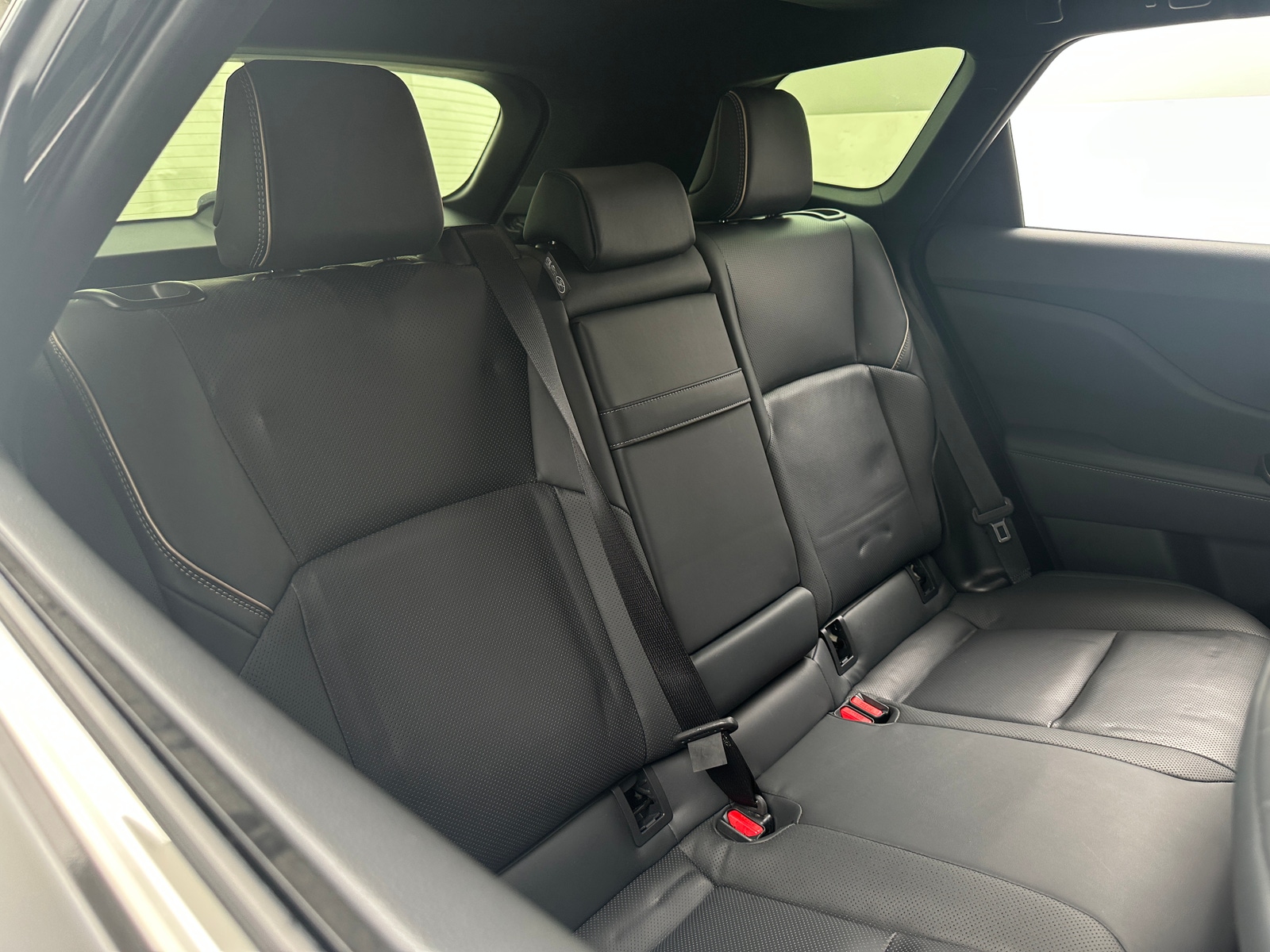 Thumbnail: 2025 Toyota Crown Signia - 5