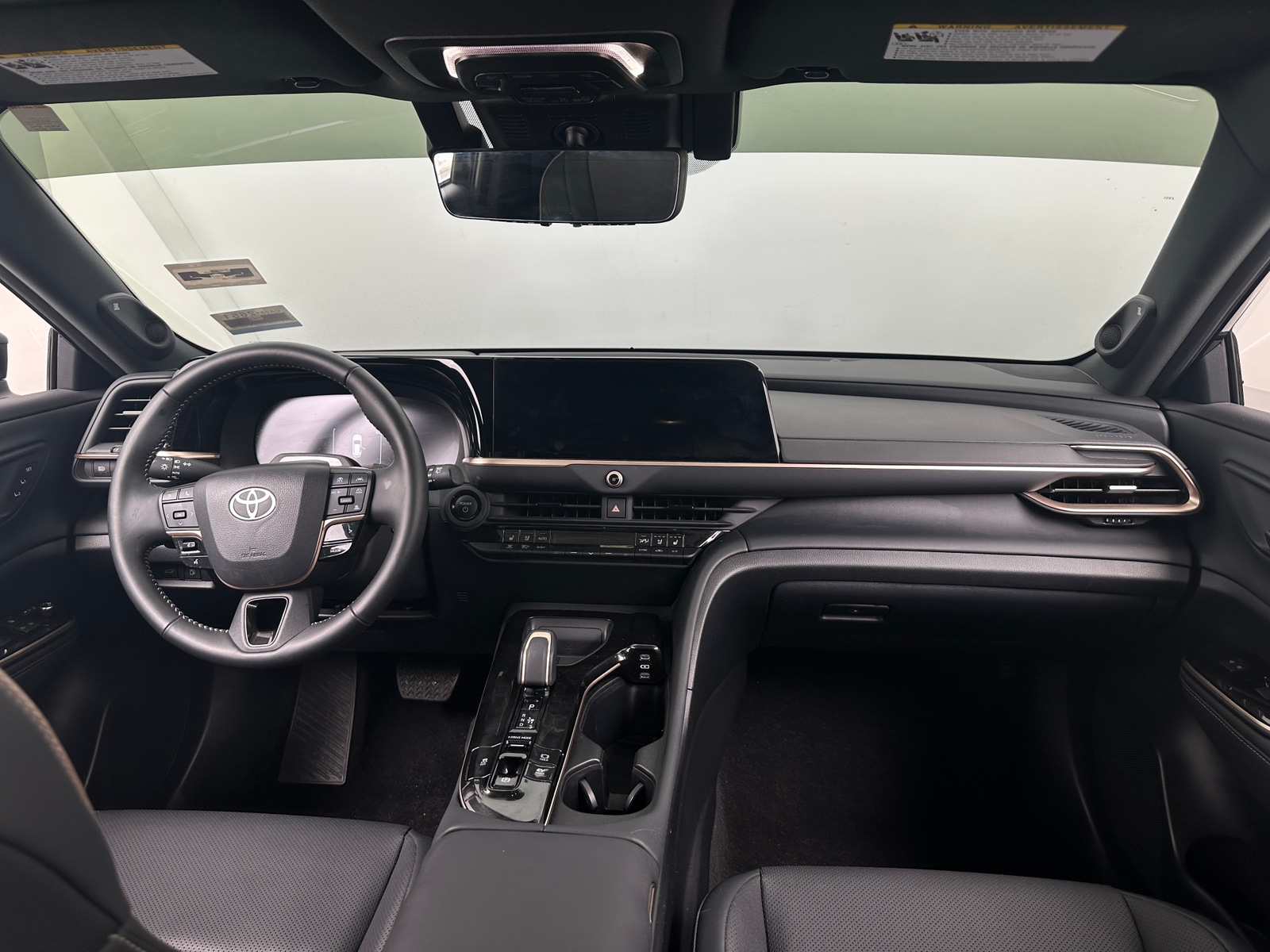 Thumbnail: 2025 Toyota Crown Signia - 2