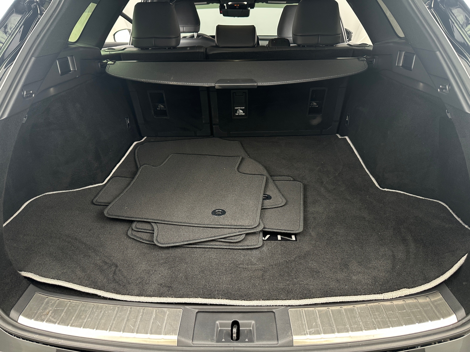 Thumbnail: 2025 Toyota Crown Signia - 6