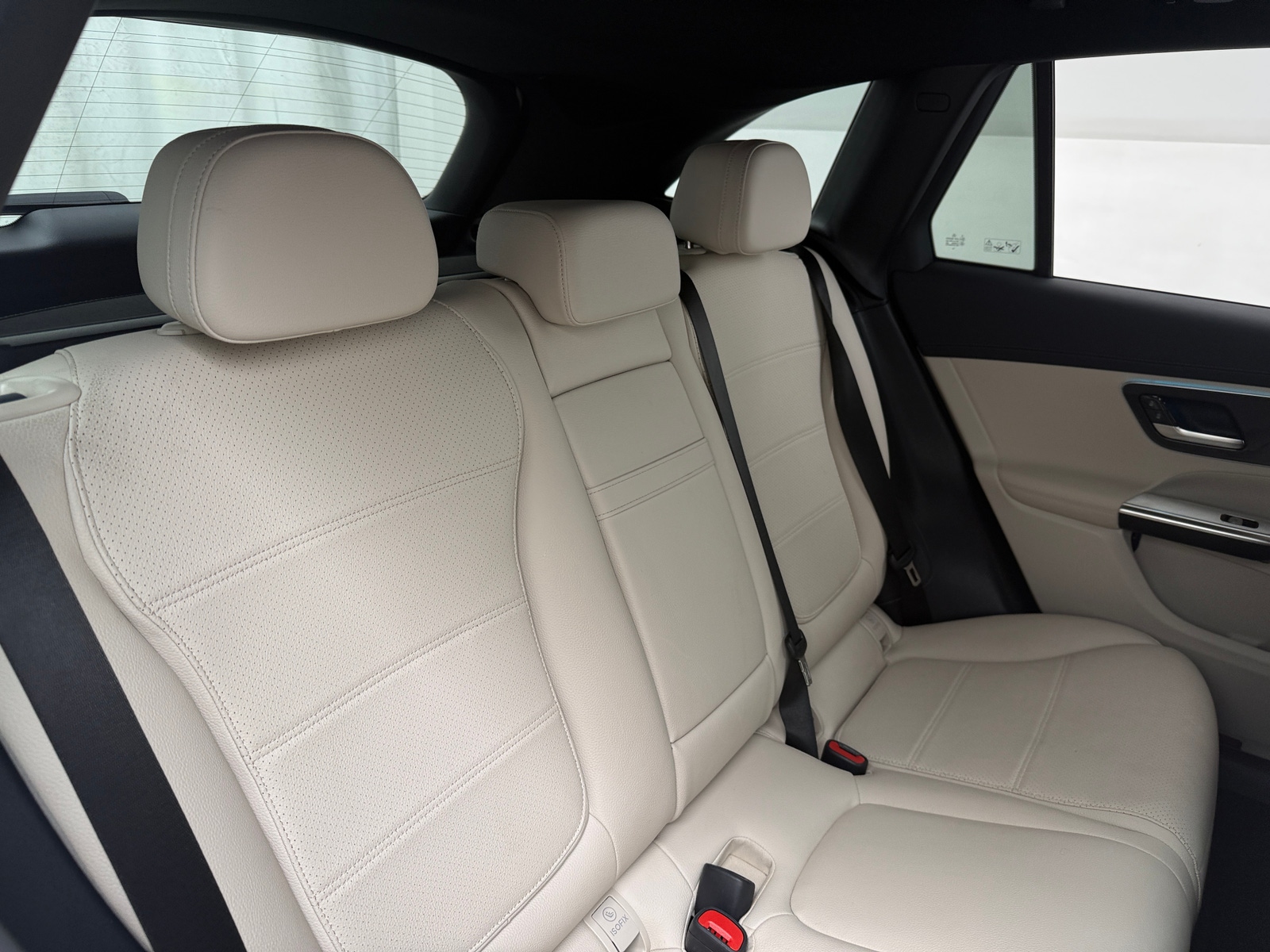 Thumbnail: 2025 Mercedes-Benz GLC - 5