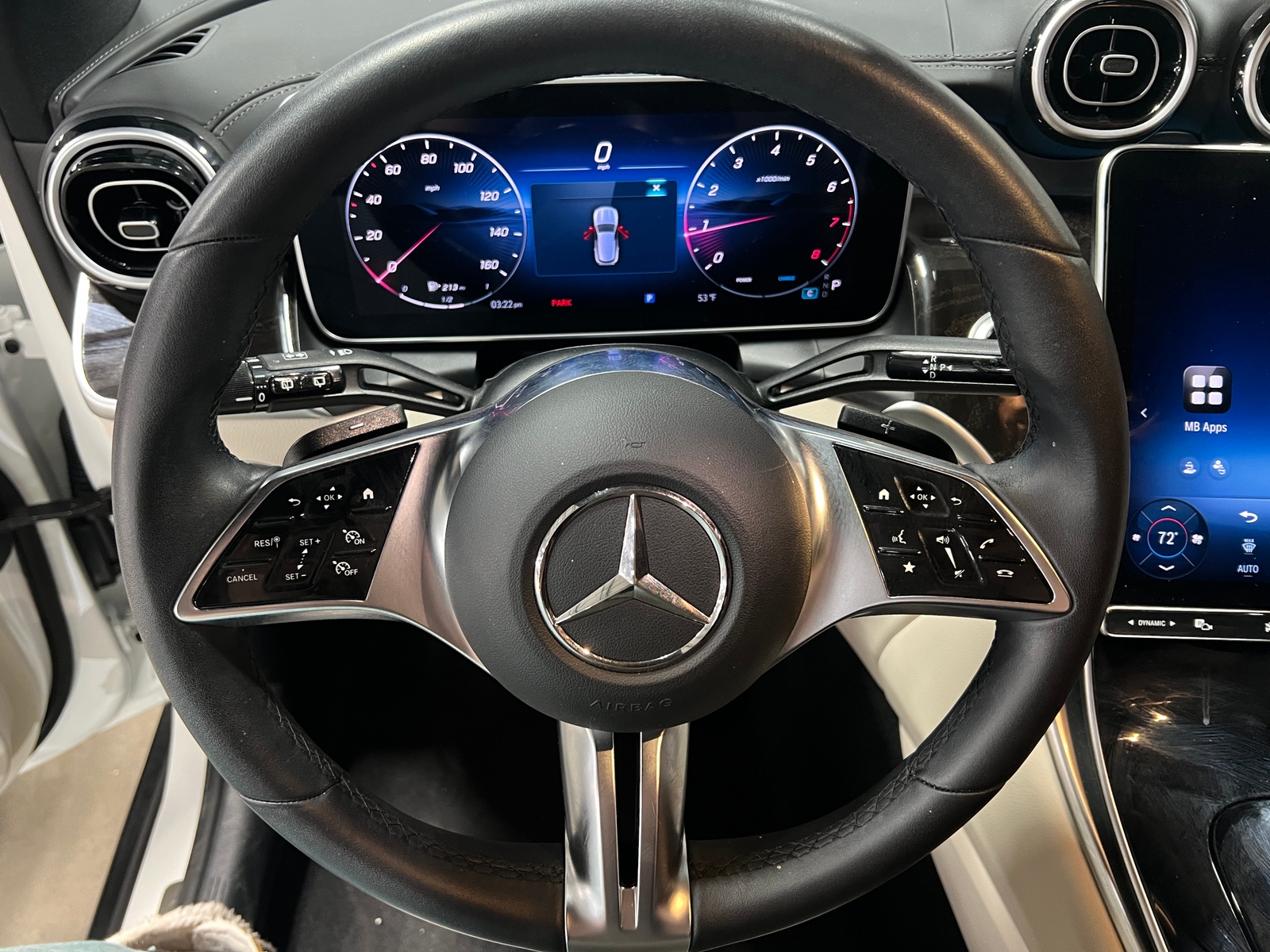 Thumbnail: 2025 Mercedes-Benz GLC - 4