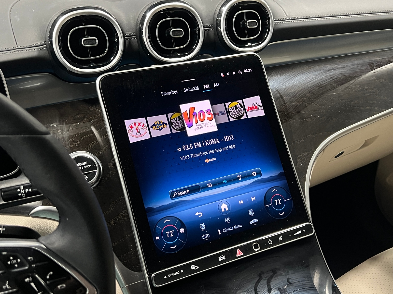 Thumbnail: 2025 Mercedes-Benz GLC - 3