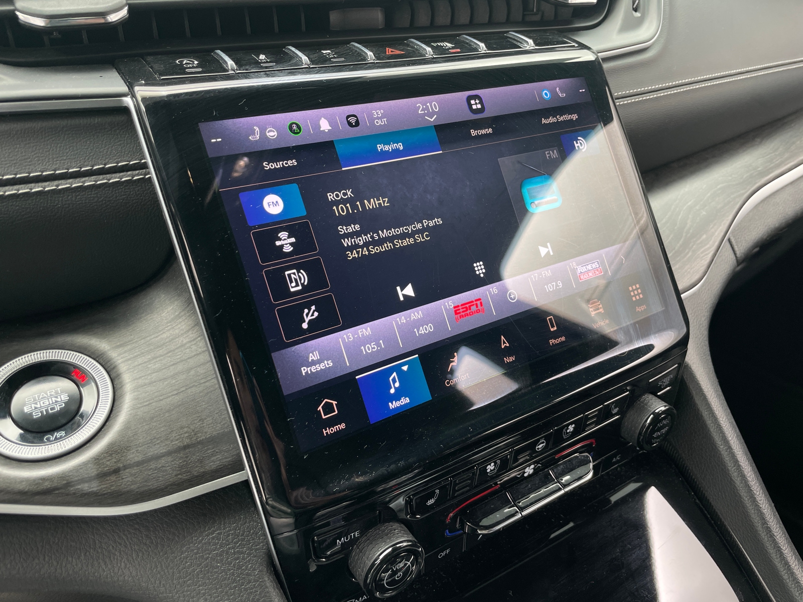 Thumbnail: 2024 Jeep Grand Cherokee L - 3