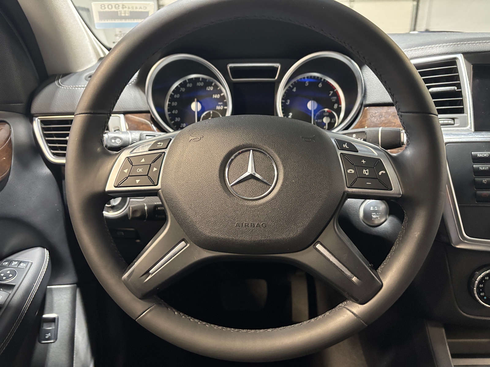 Thumbnail: 2015 Mercedes-Benz GL-Class - 4