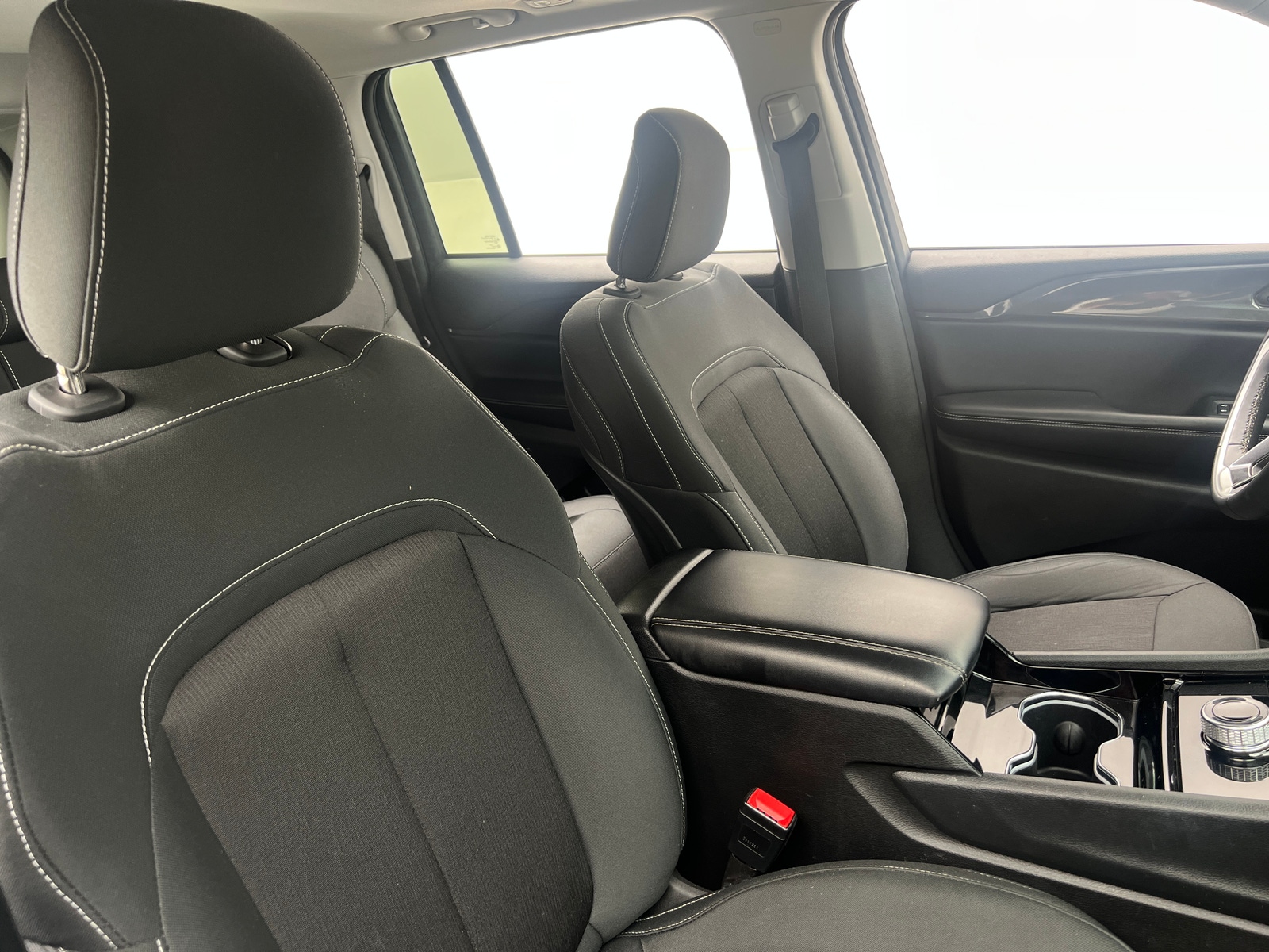 Thumbnail: 2023 Jeep Grand Cherokee - 2