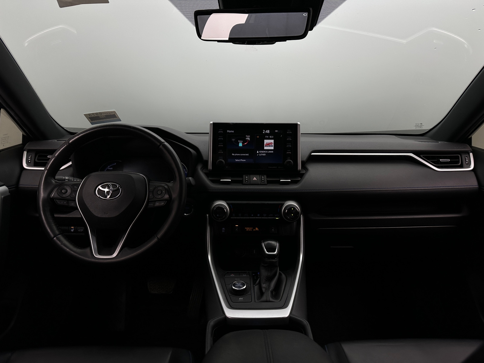 Thumbnail: 2020 Toyota RAV4 - 3