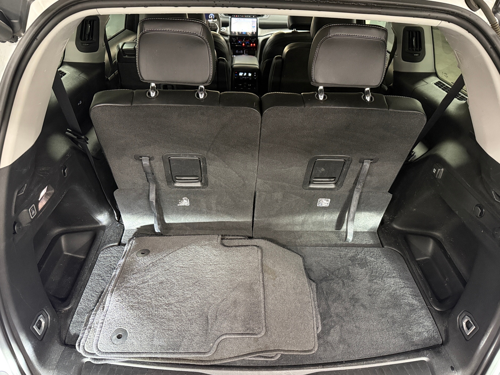 Thumbnail: 2023 Jeep Grand Cherokee L - 6