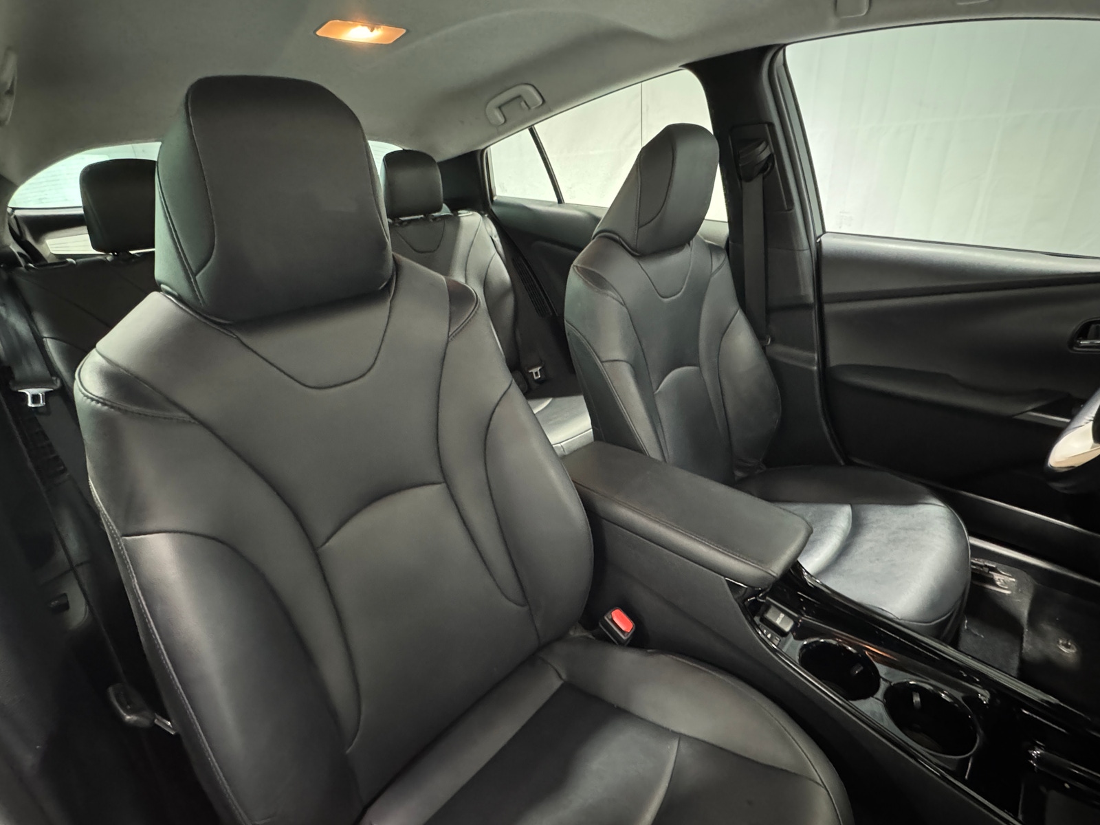 Thumbnail: 2017 Toyota Prius Prime - 2