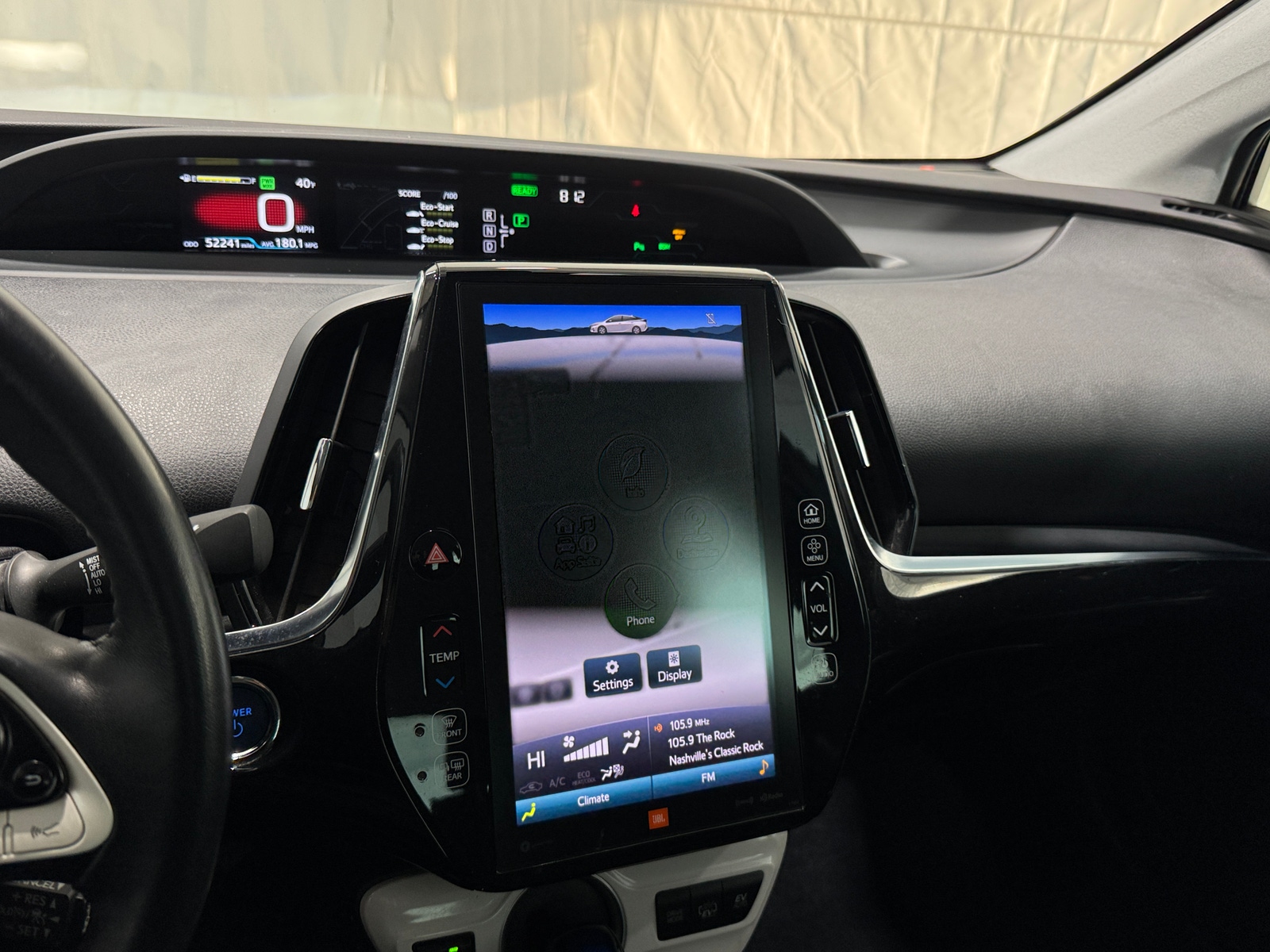 Thumbnail: 2017 Toyota Prius Prime - 4