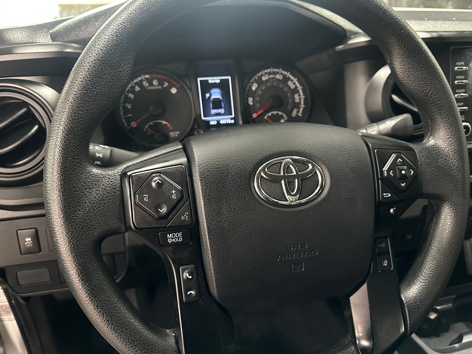 Thumbnail: 2022 Toyota Tacoma - 5