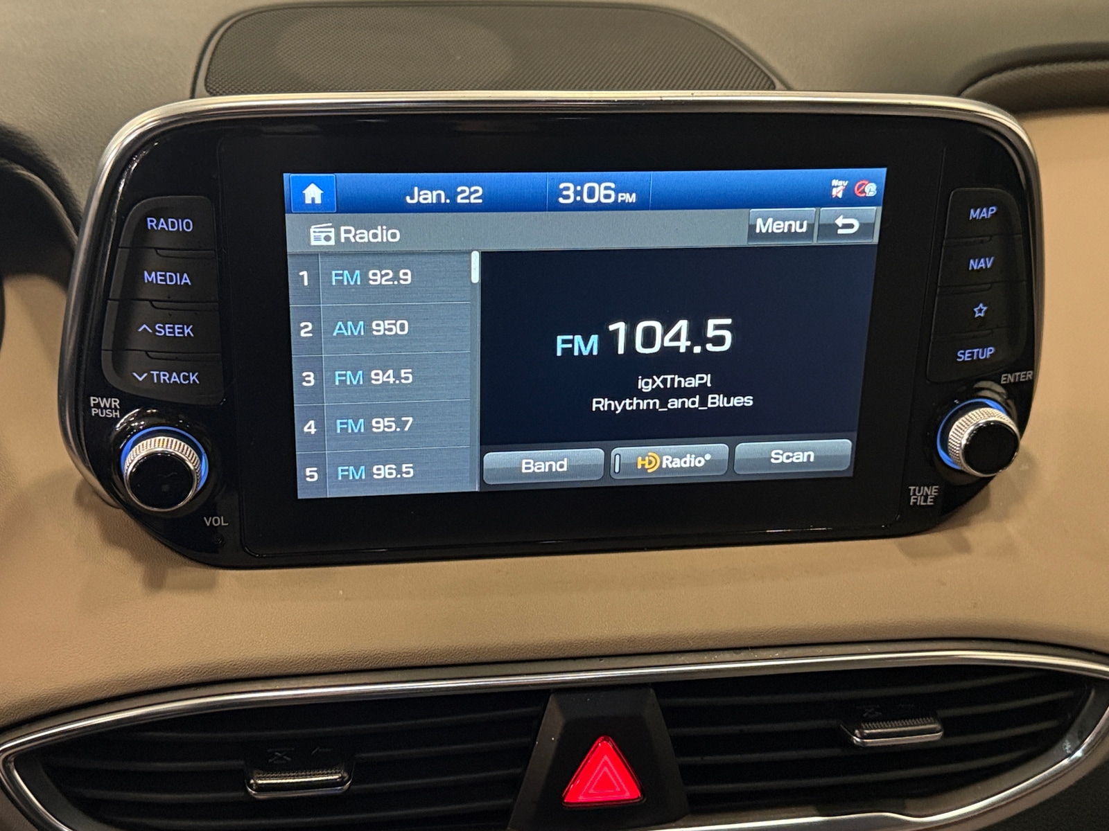 Thumbnail: 2020 Hyundai Santa Fe - 3