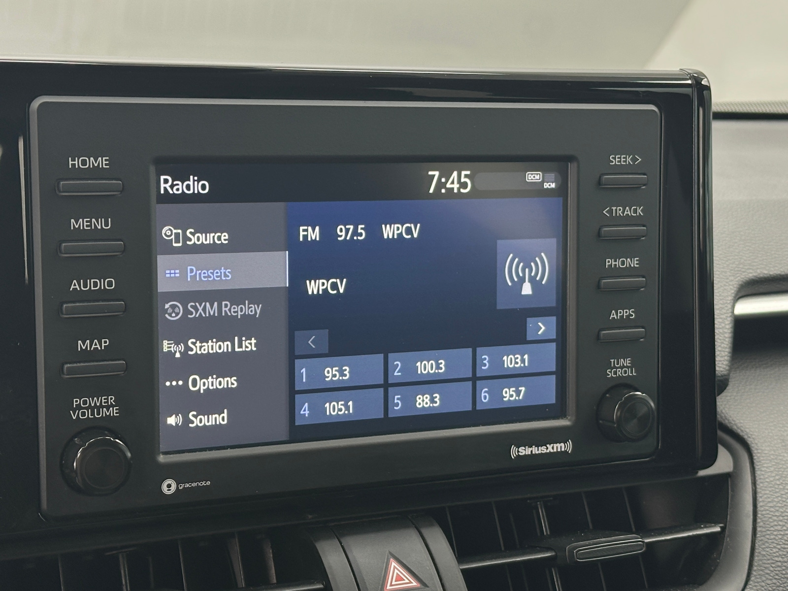 Thumbnail: 2022 Toyota RAV4 - 4