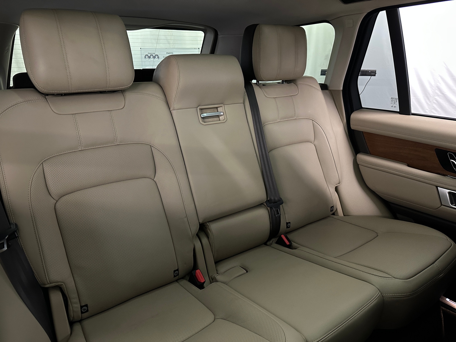 Thumbnail: 2020 Land Rover Range Rover - 5